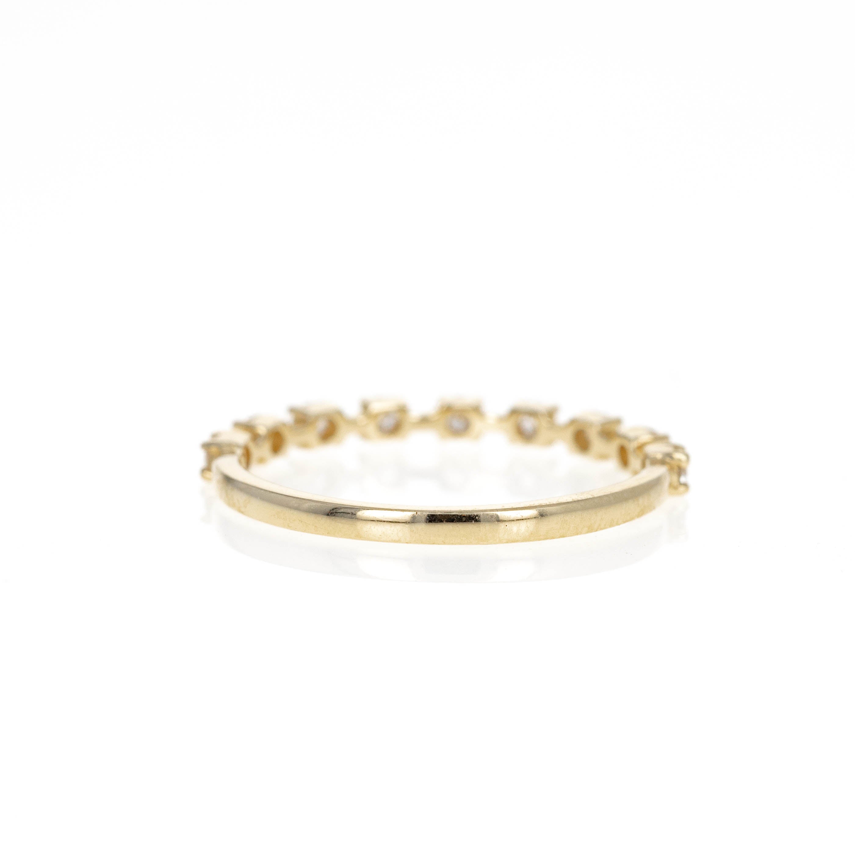 14K Gold 0.22 Carat Round Diamond Floating Band - Queen May