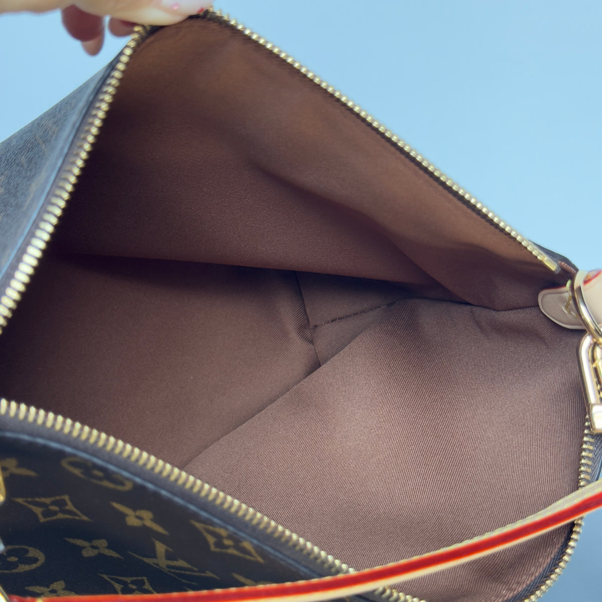 Louis Vuitton Monogram Multipass - Queen May