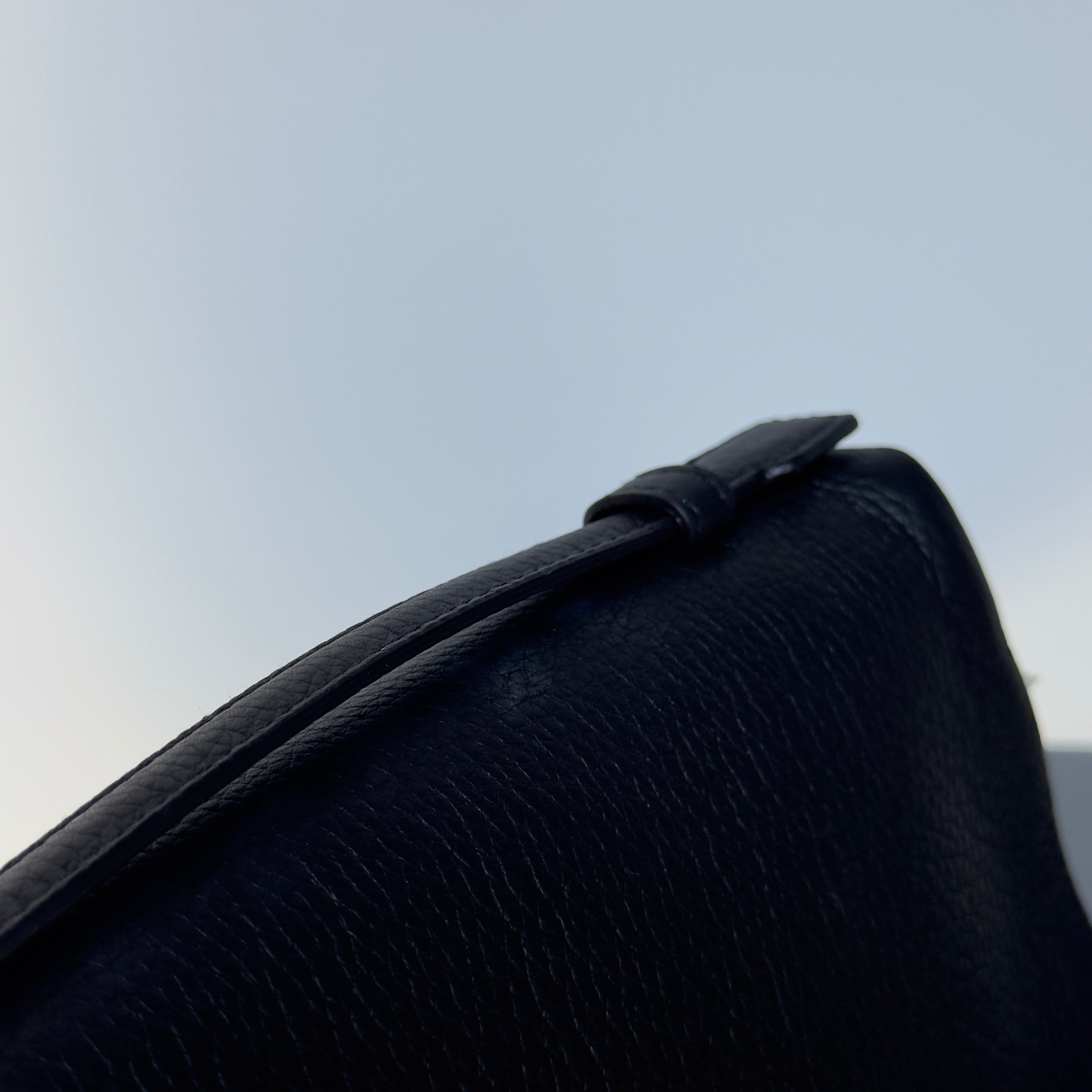 Loro Piana L19 Tender Extra Pocket Pouch Black - Queen May