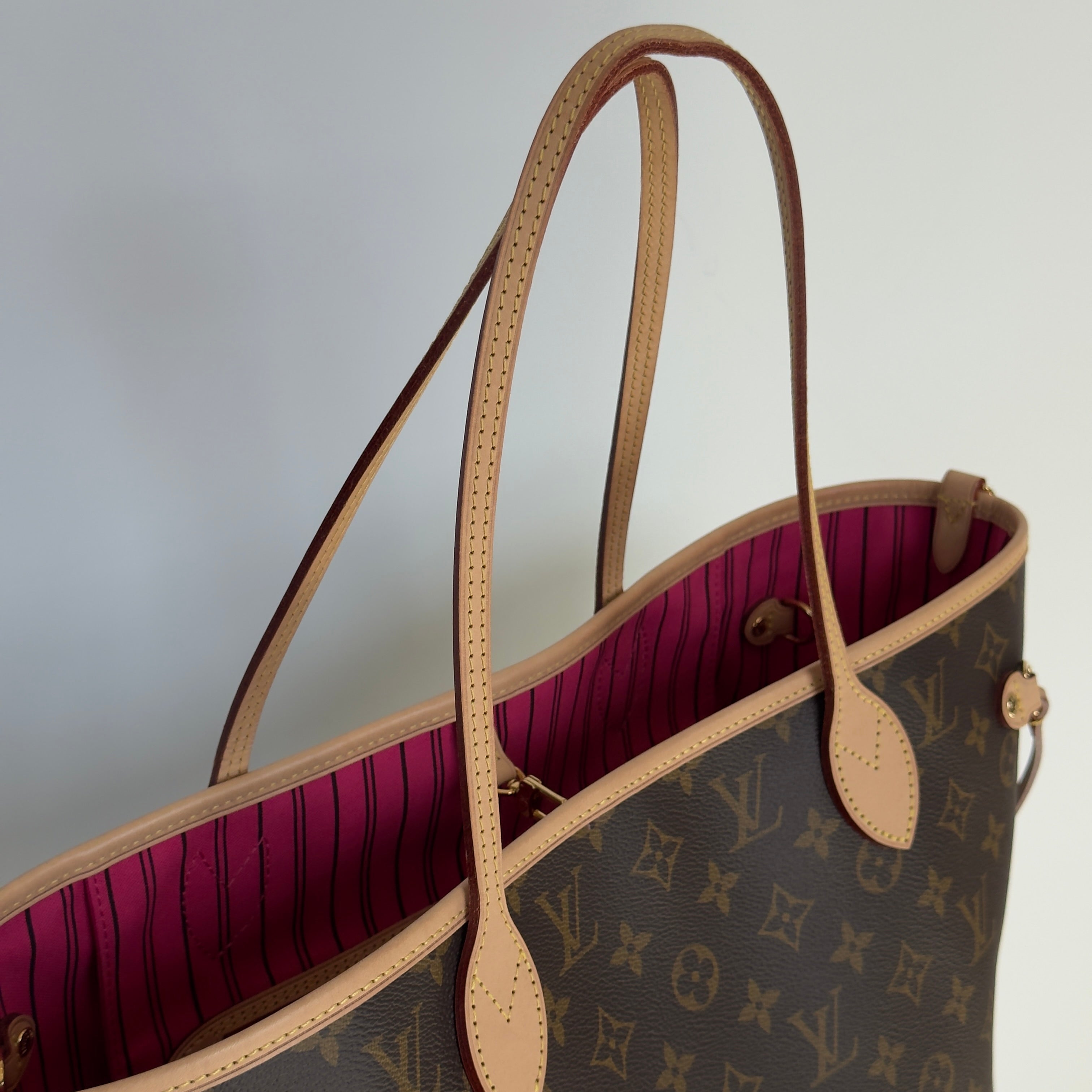 Louis Vuitton Neverfull Bandouliere Inside Out - Queen May