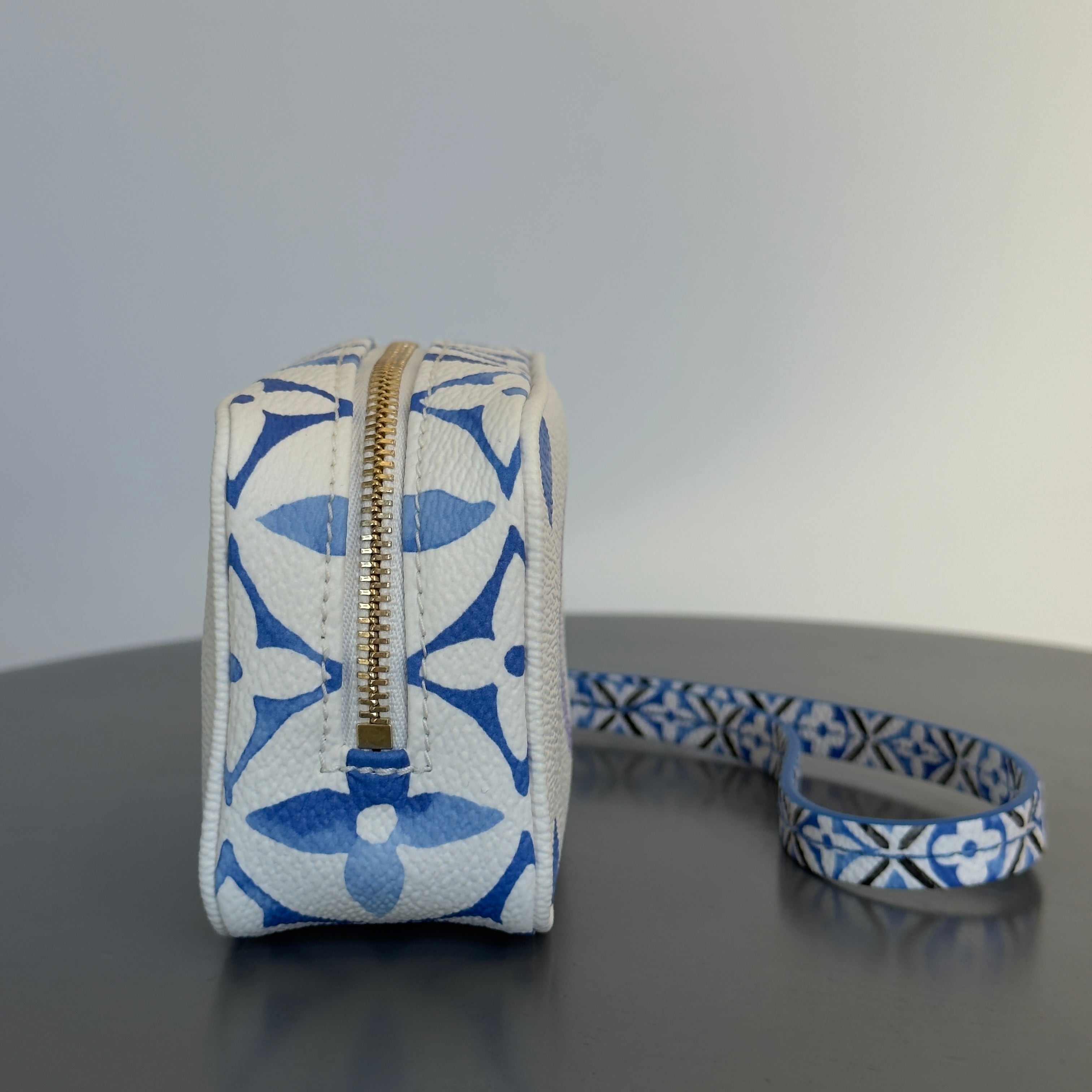 Louis Vuitton Wapity Resort Bleu