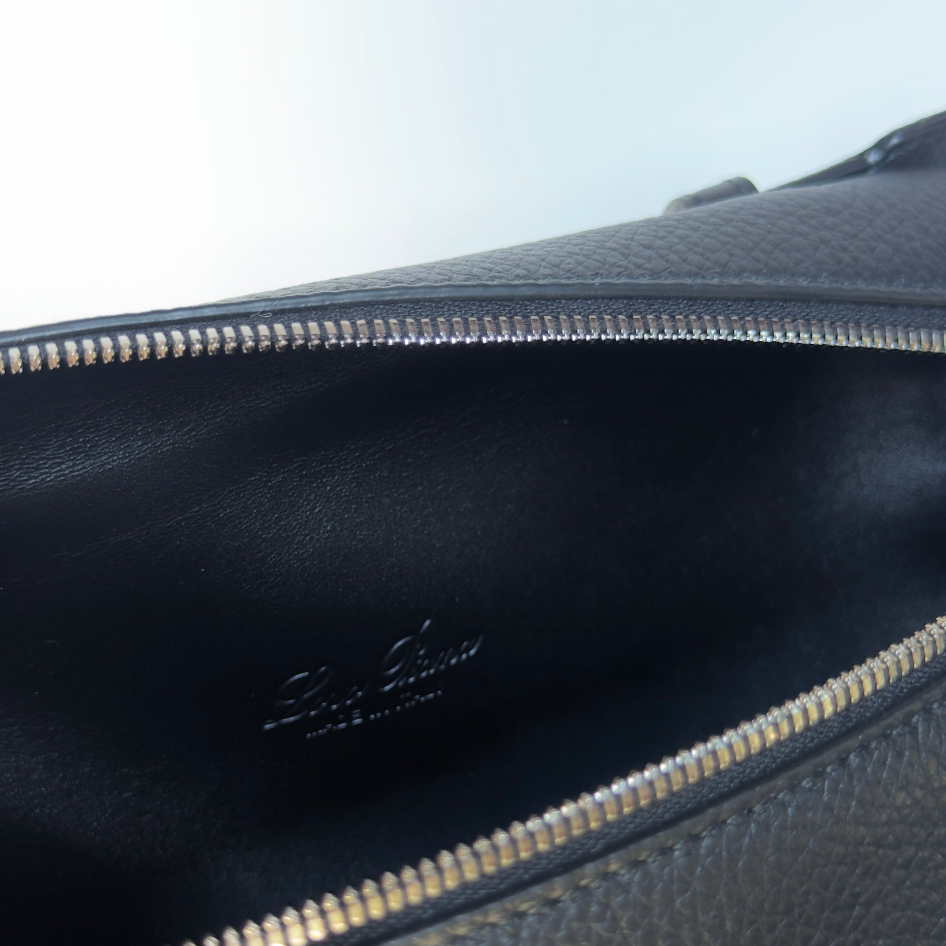 Loro Piana L19 Tender Extra Pocket Pouch Black - Queen May