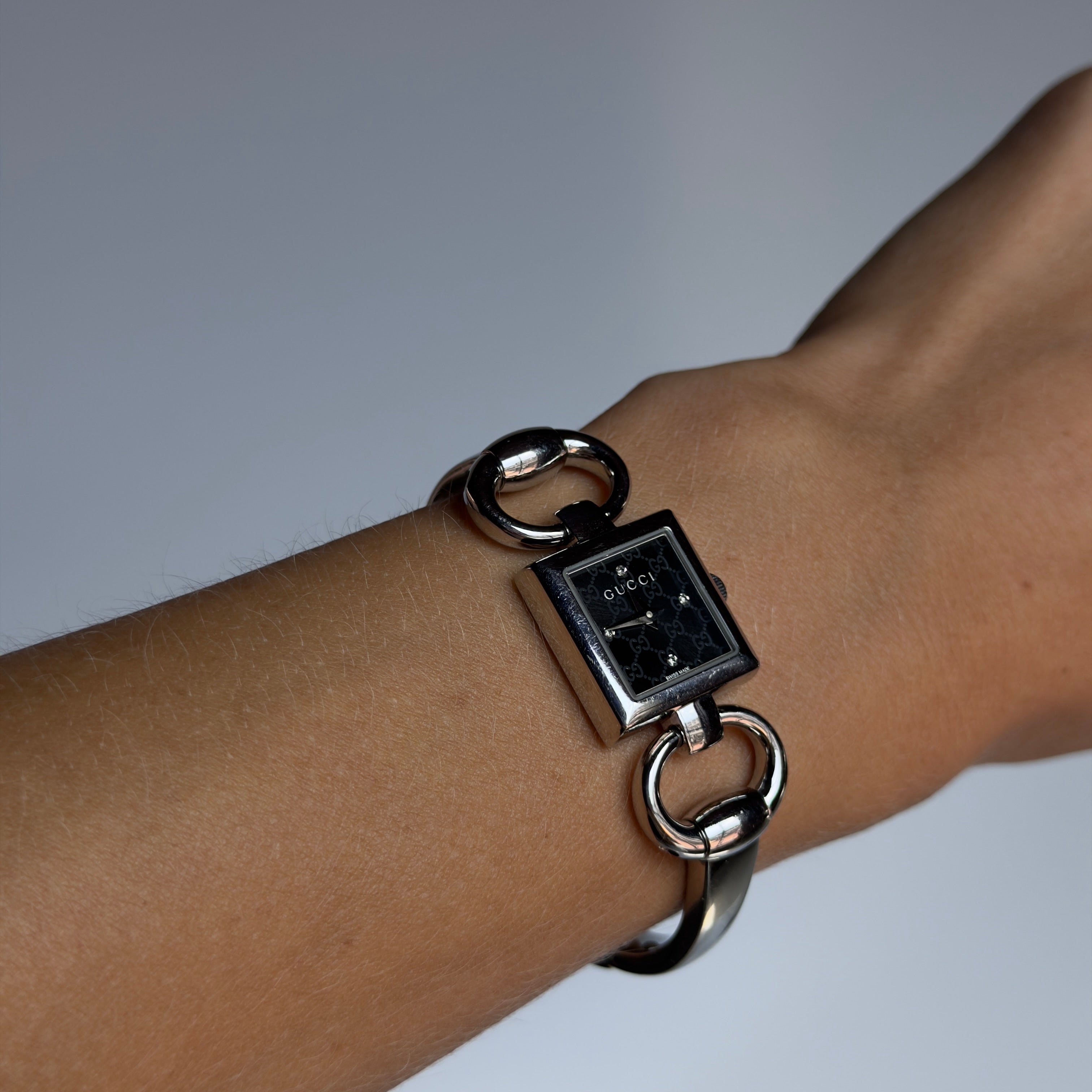 Gucci 120 GG Horsebit Watch
