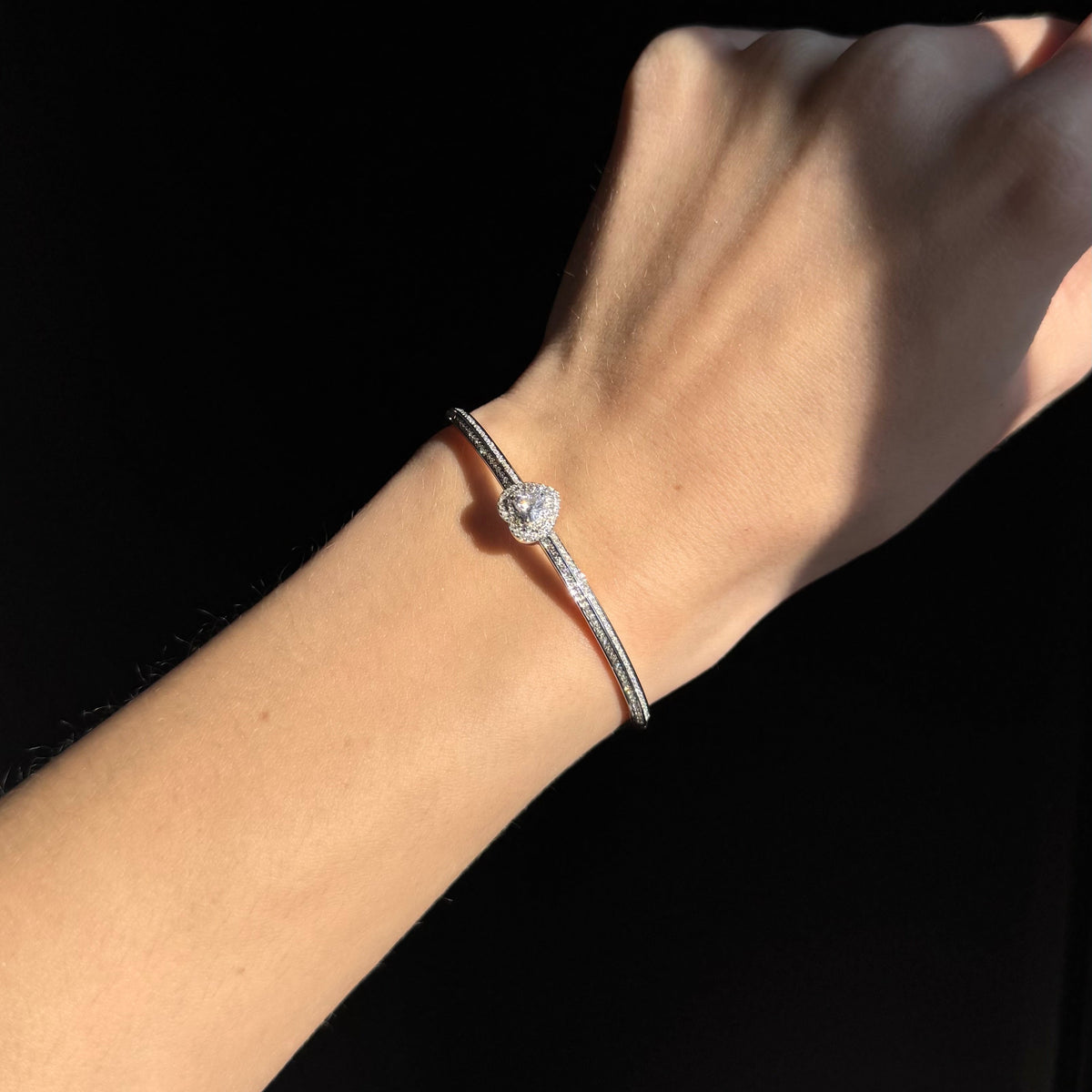 18K White Gold 0.62 Carat Heart Diamond Pave Bangle - Queen May