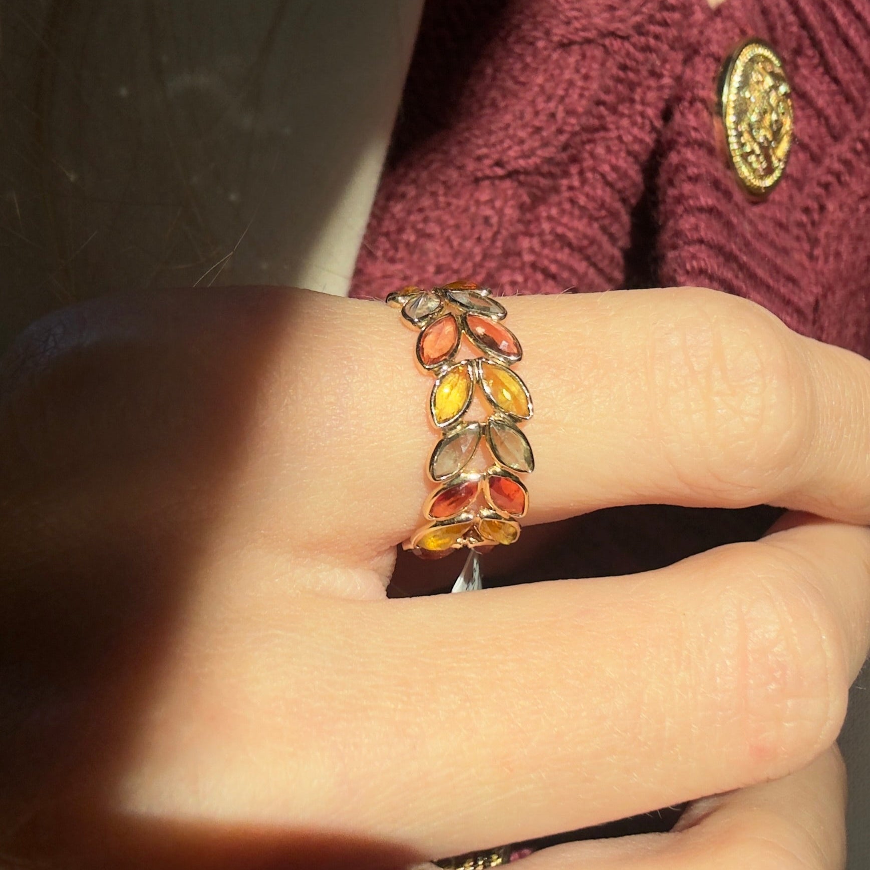 14K Yellow Gold 5.12 Carat Sapphire Bezel Leaf Wreath Ring - Queen May