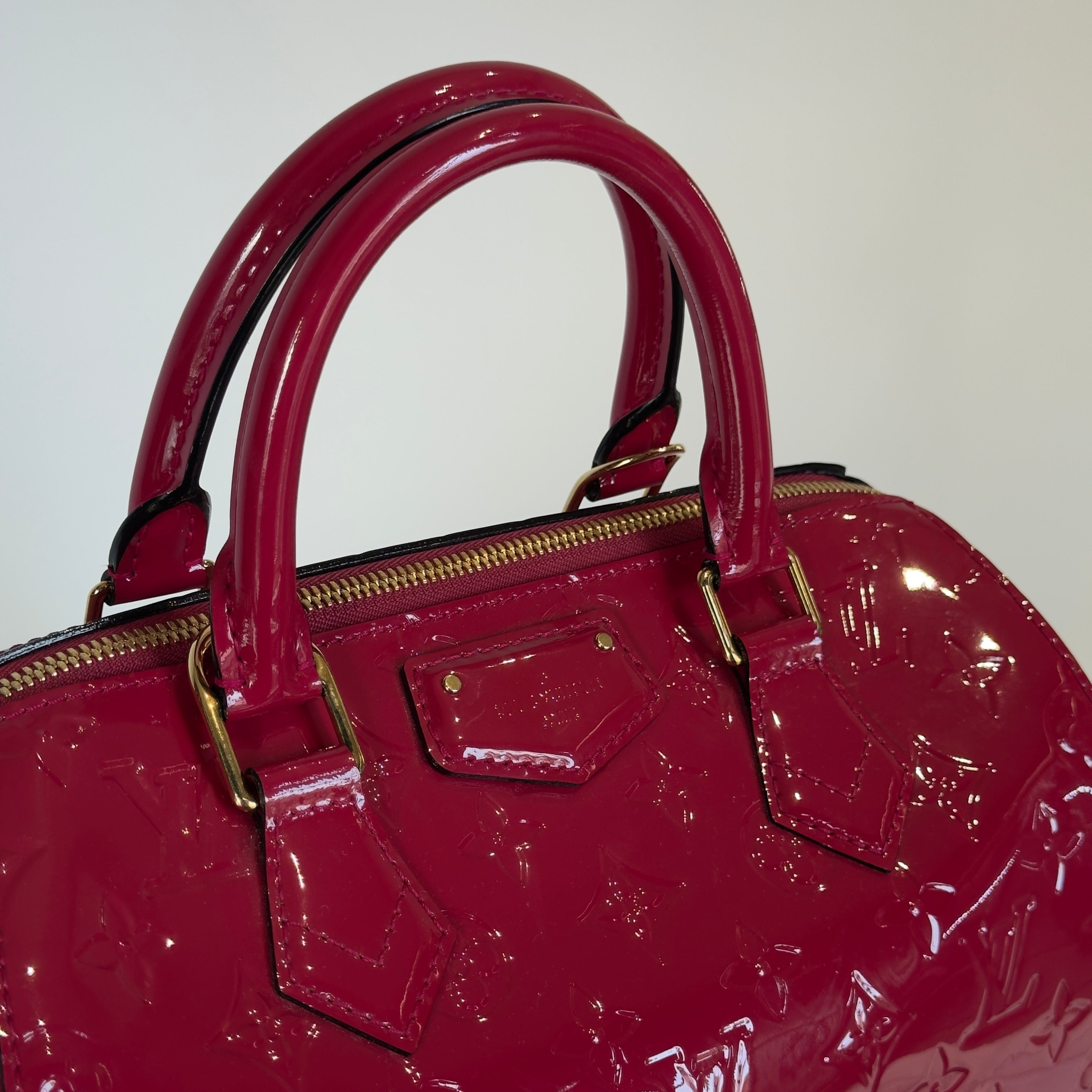 Louis Vuitton Vernis Montana - Queen May