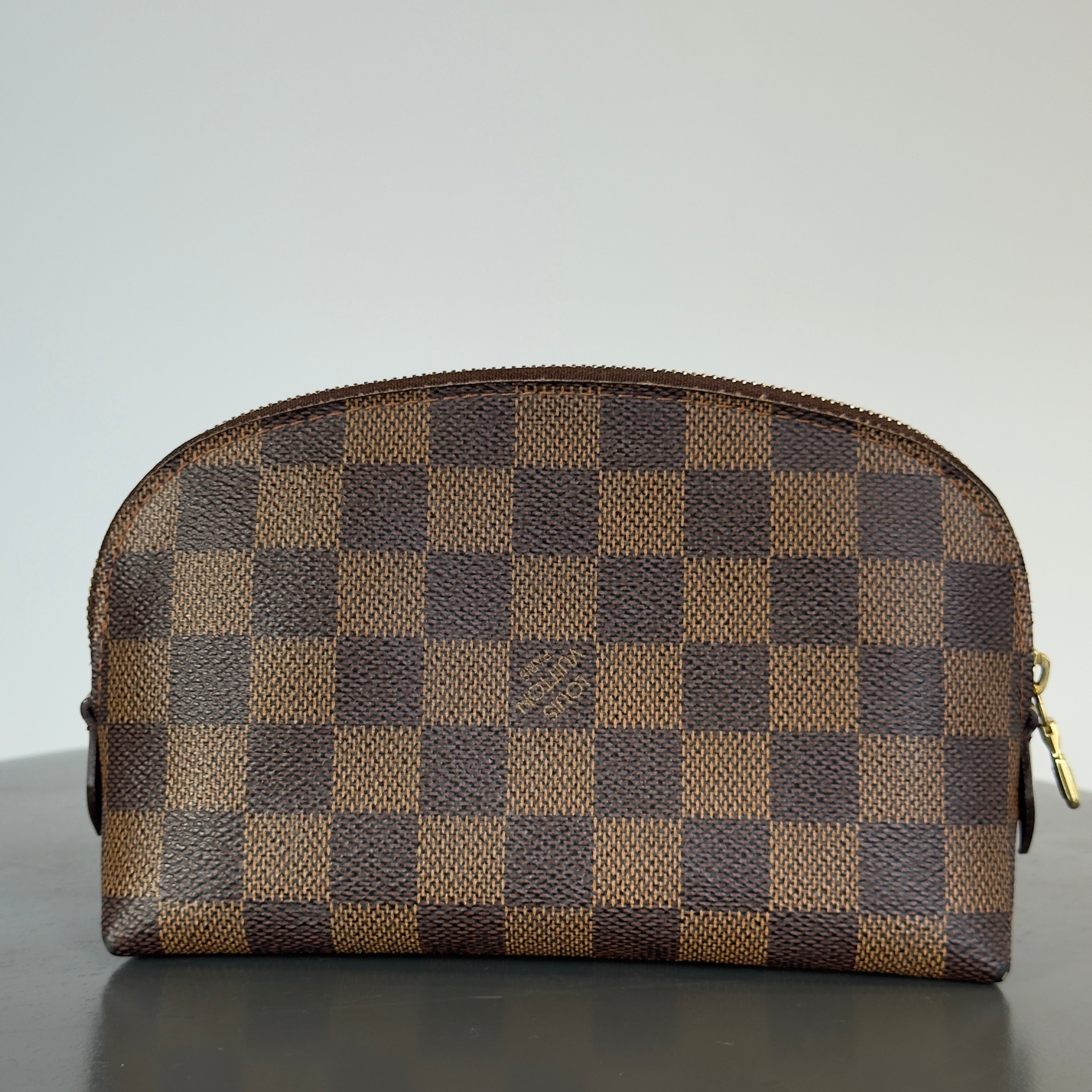 Louis Vuitton Damier Cosmetic Pochette - Queen May