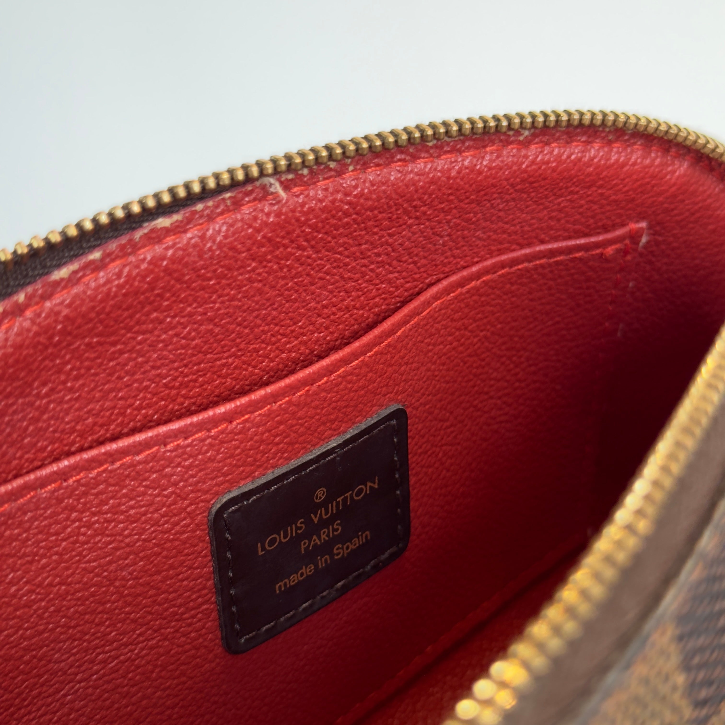 Louis Vuitton Damier Cosmetic Pochette - Queen May