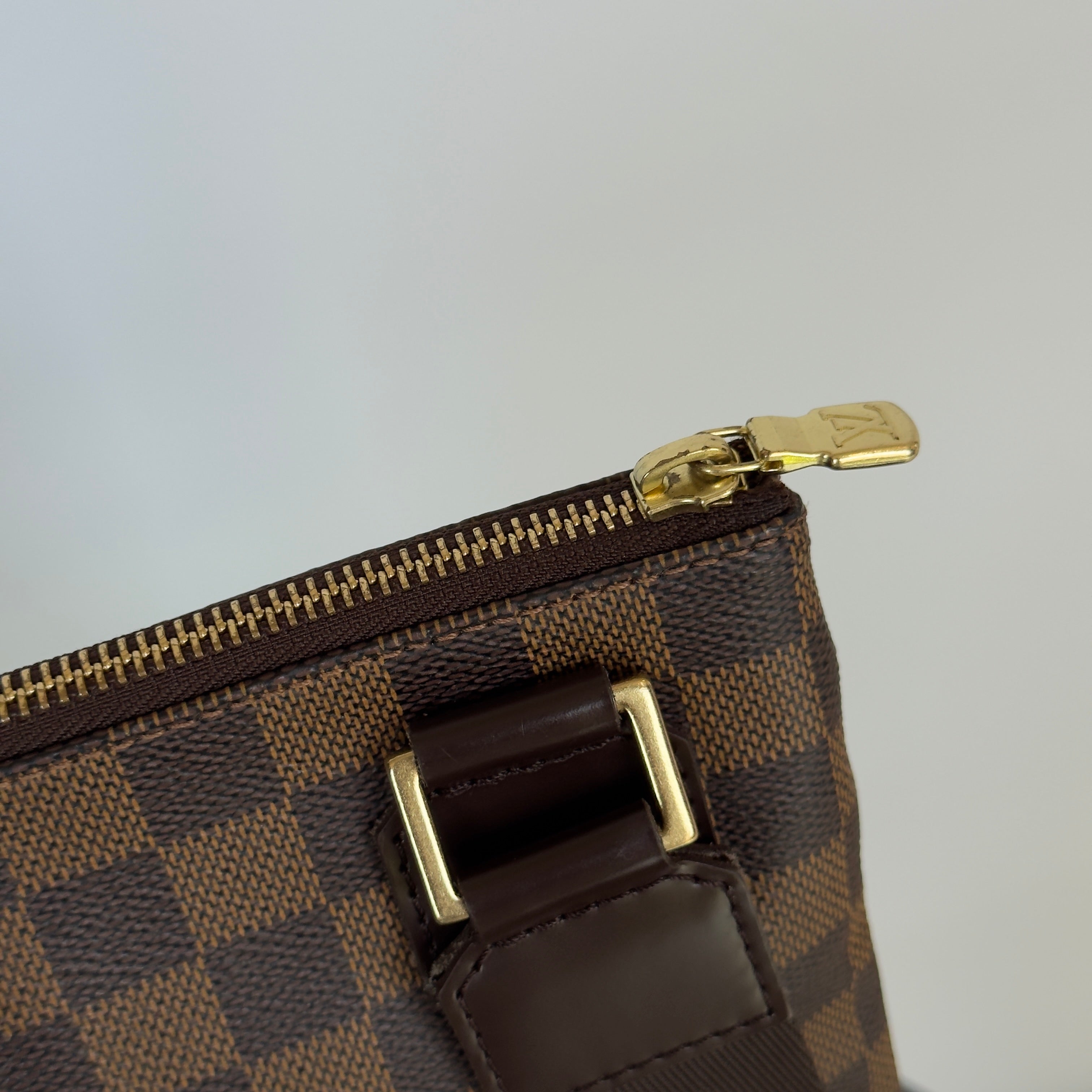 Louis Vuitton Bosphore Damier Ebene Pochette - Queen May