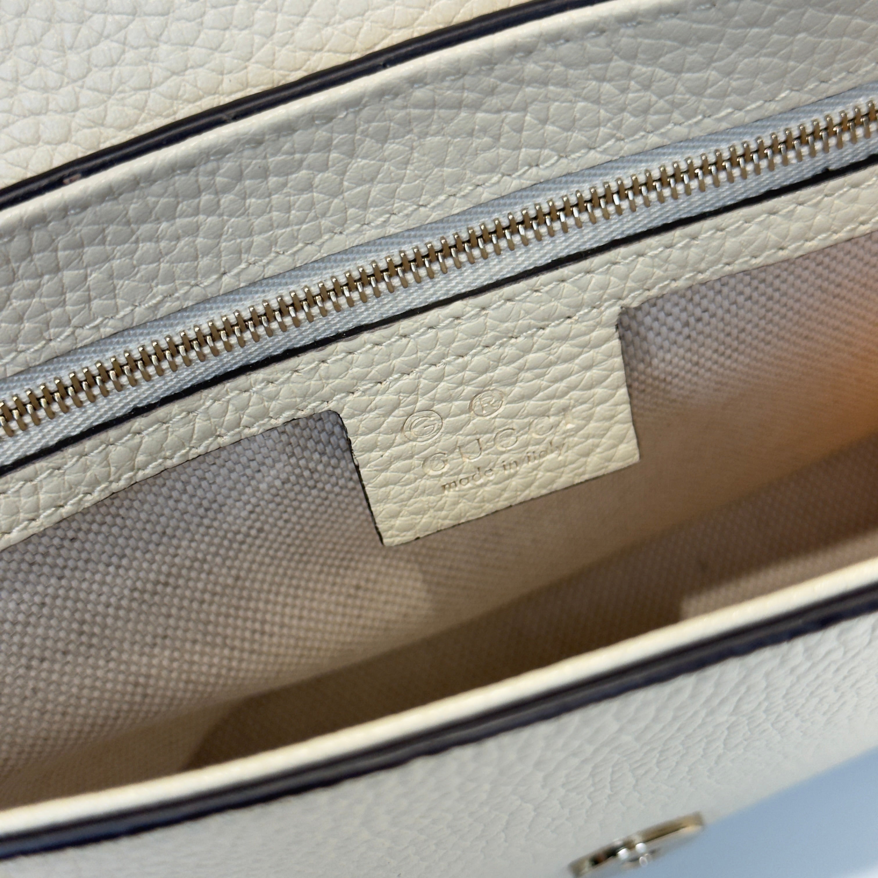 Gucci Interlocking G Soho Medium - Queen May