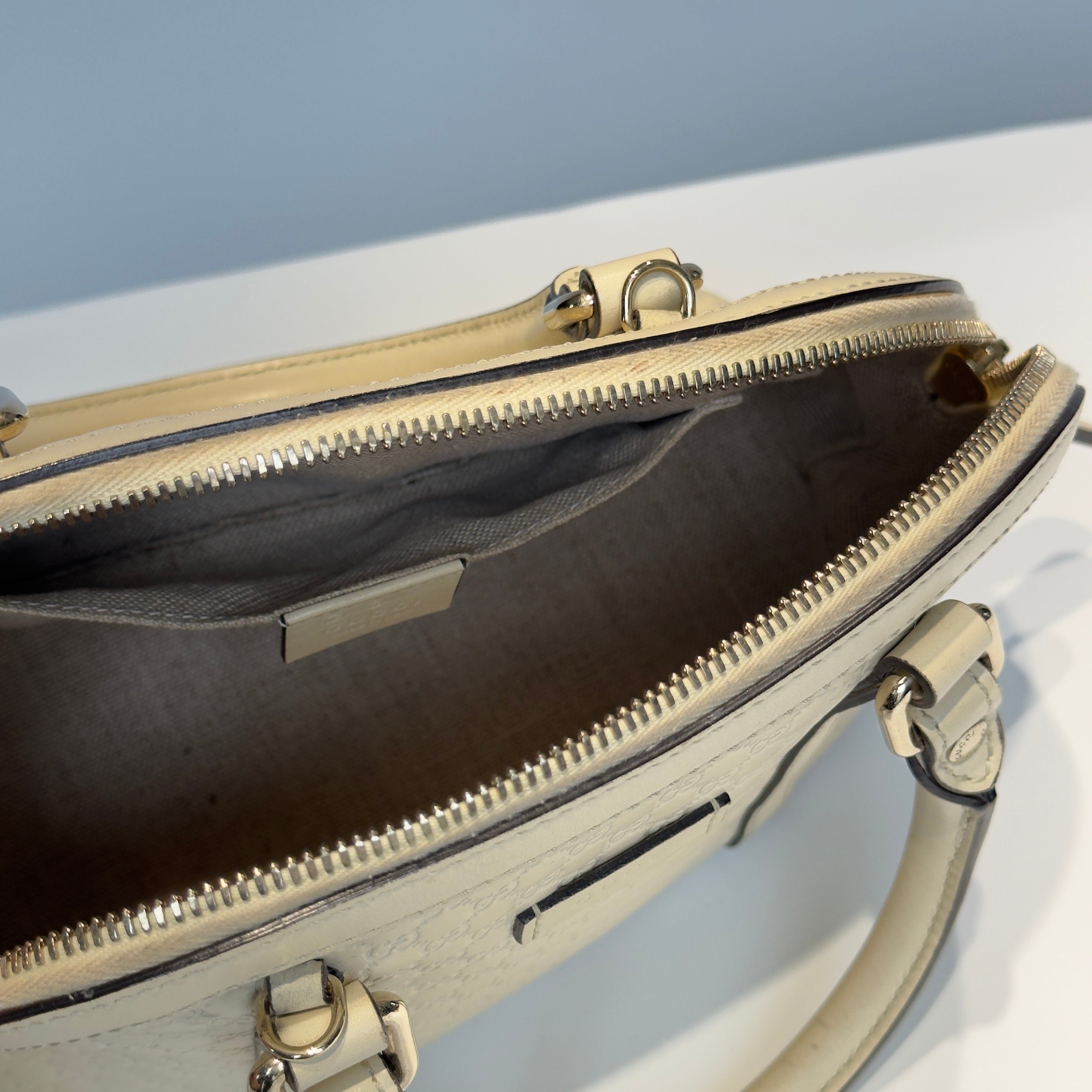 Gucci Mini Microguccissima Dome Bag - Queen May