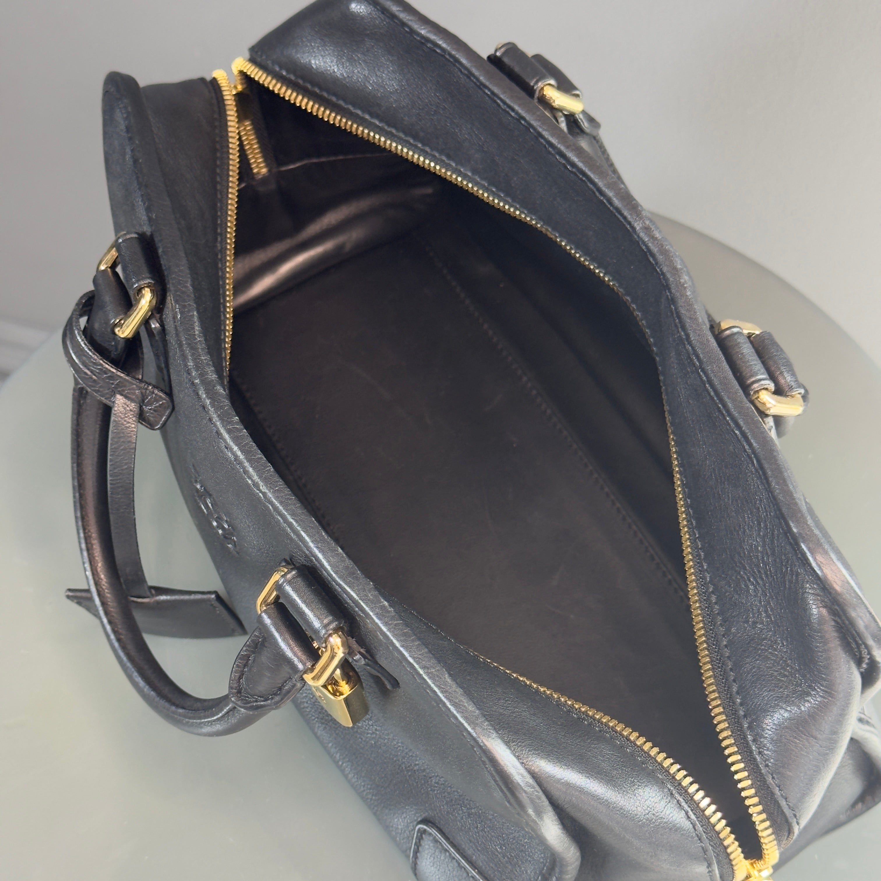 Loewe Leather Amazona 28 - Queen May