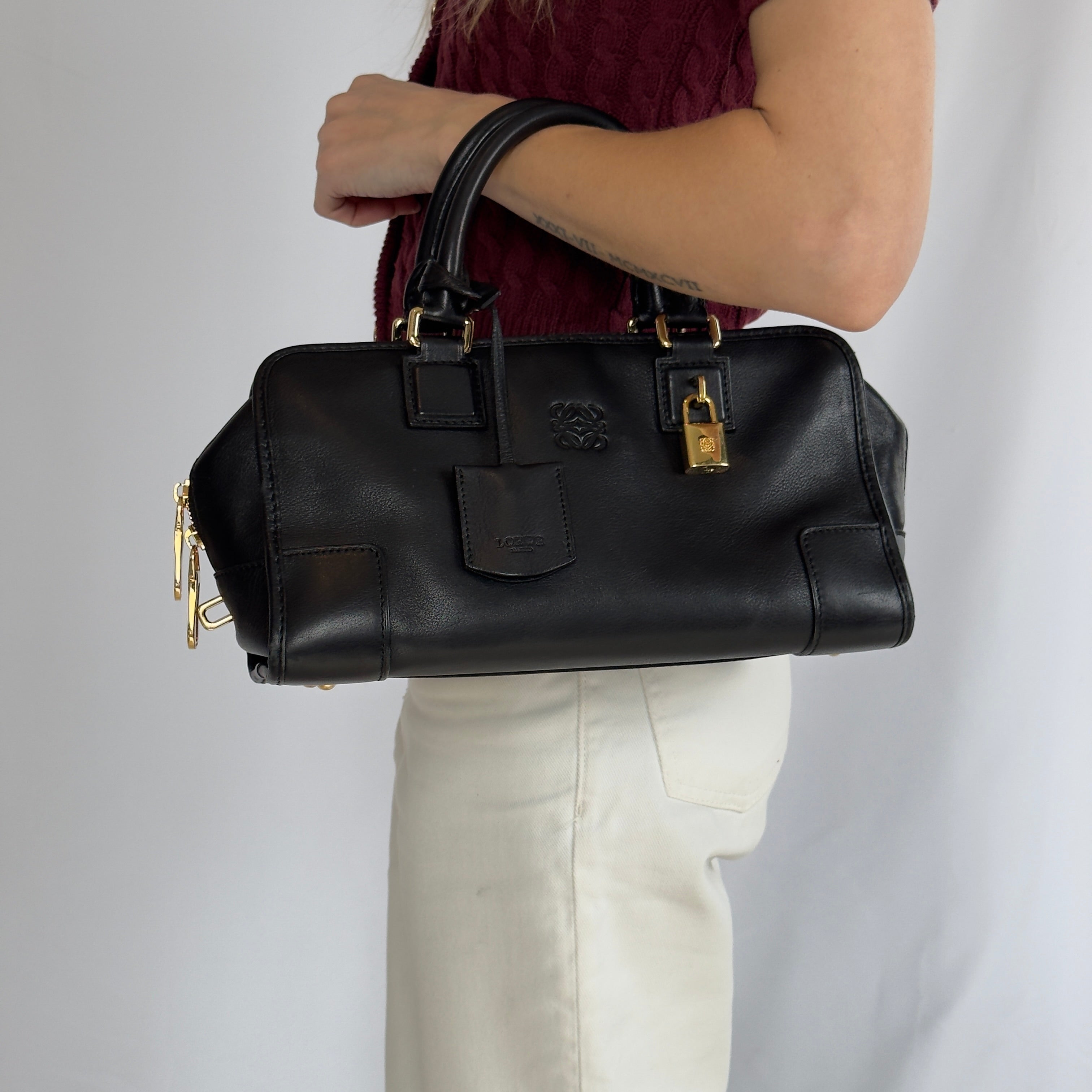 Loewe Leather Amazona 28 - Queen May