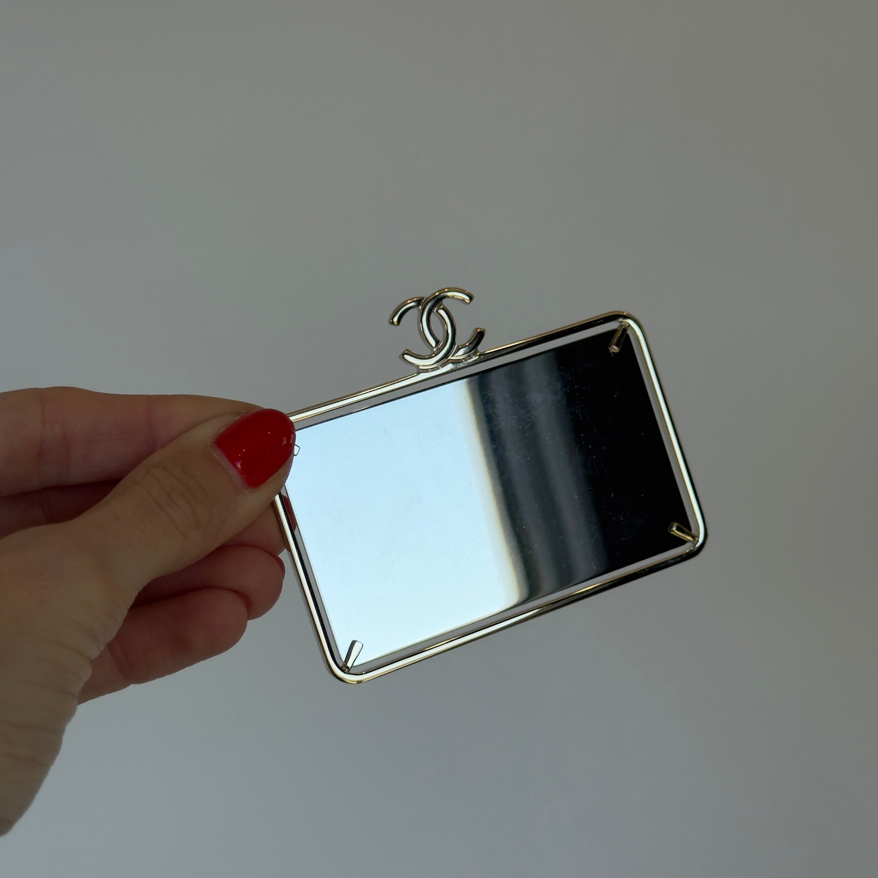 Chanel 22P Top Handle Vanity Case With Mirror - Queen May