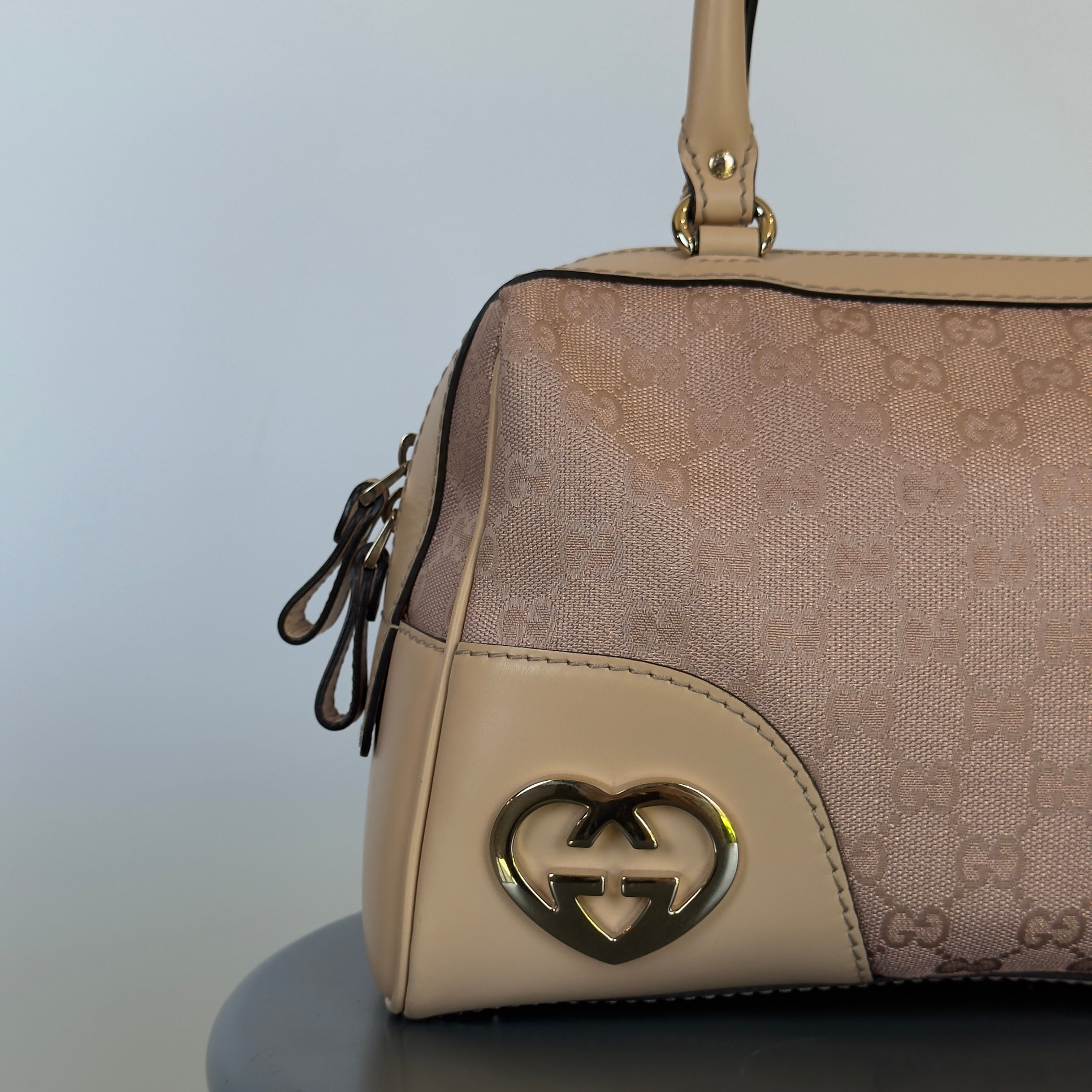 Gucci GG Canvas Lovely Small Canvas Bag - Queen May