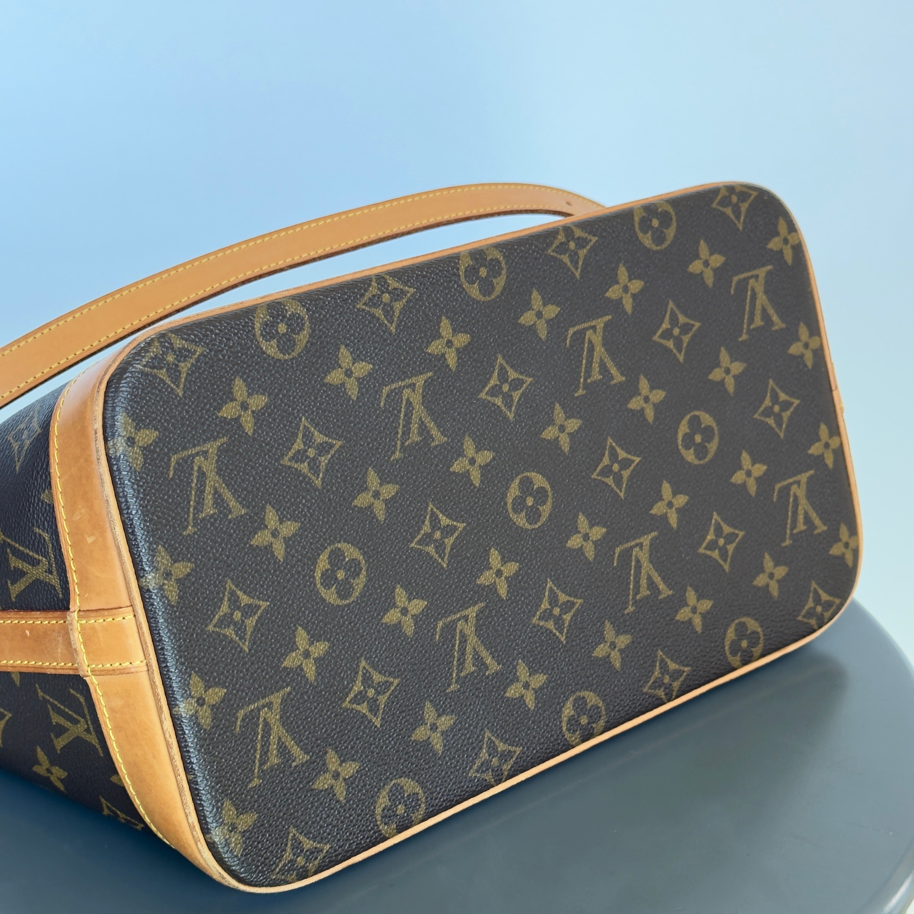 Louis Vuitton Monogram Sharon Stone Amfar - Queen May