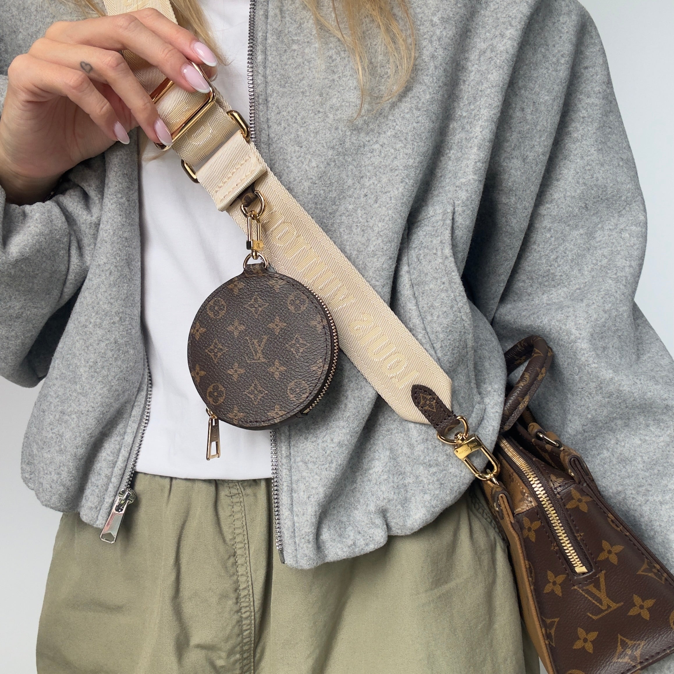 Louis Vuitton Monogram On The Go East To West - Queen May