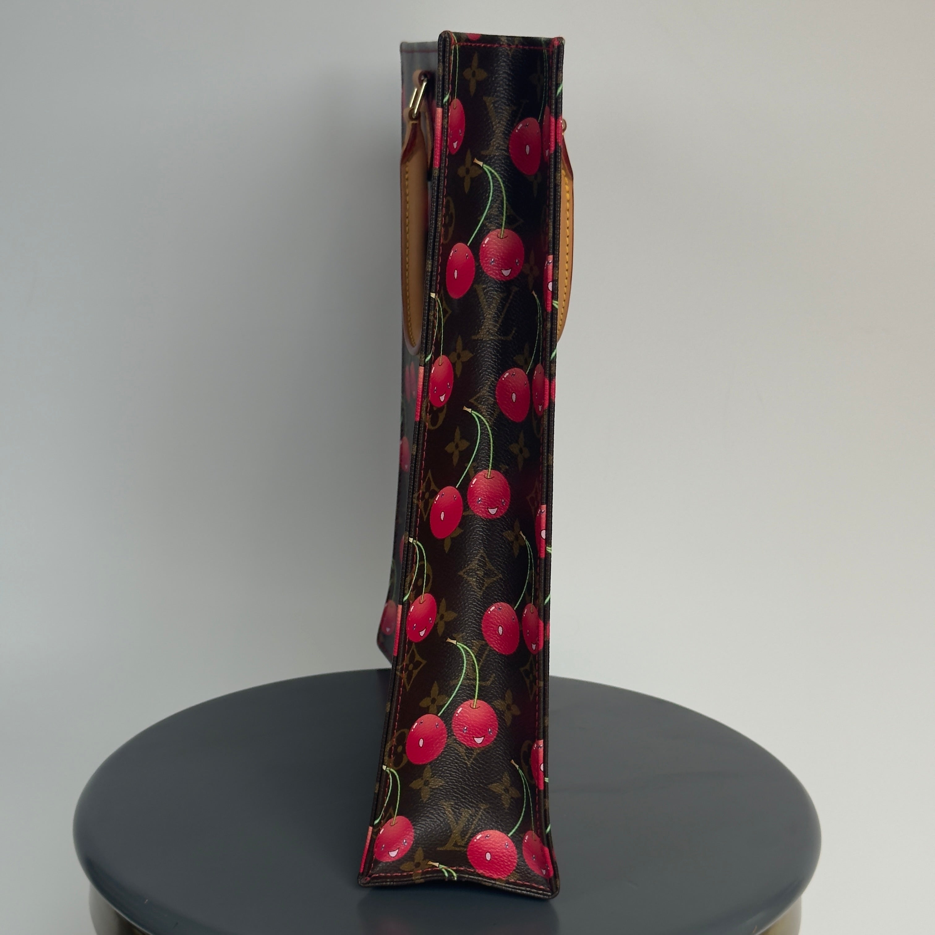 Louis Vuitton Cerises Monogram Sac Plat Takashi Murakami - Queen May
