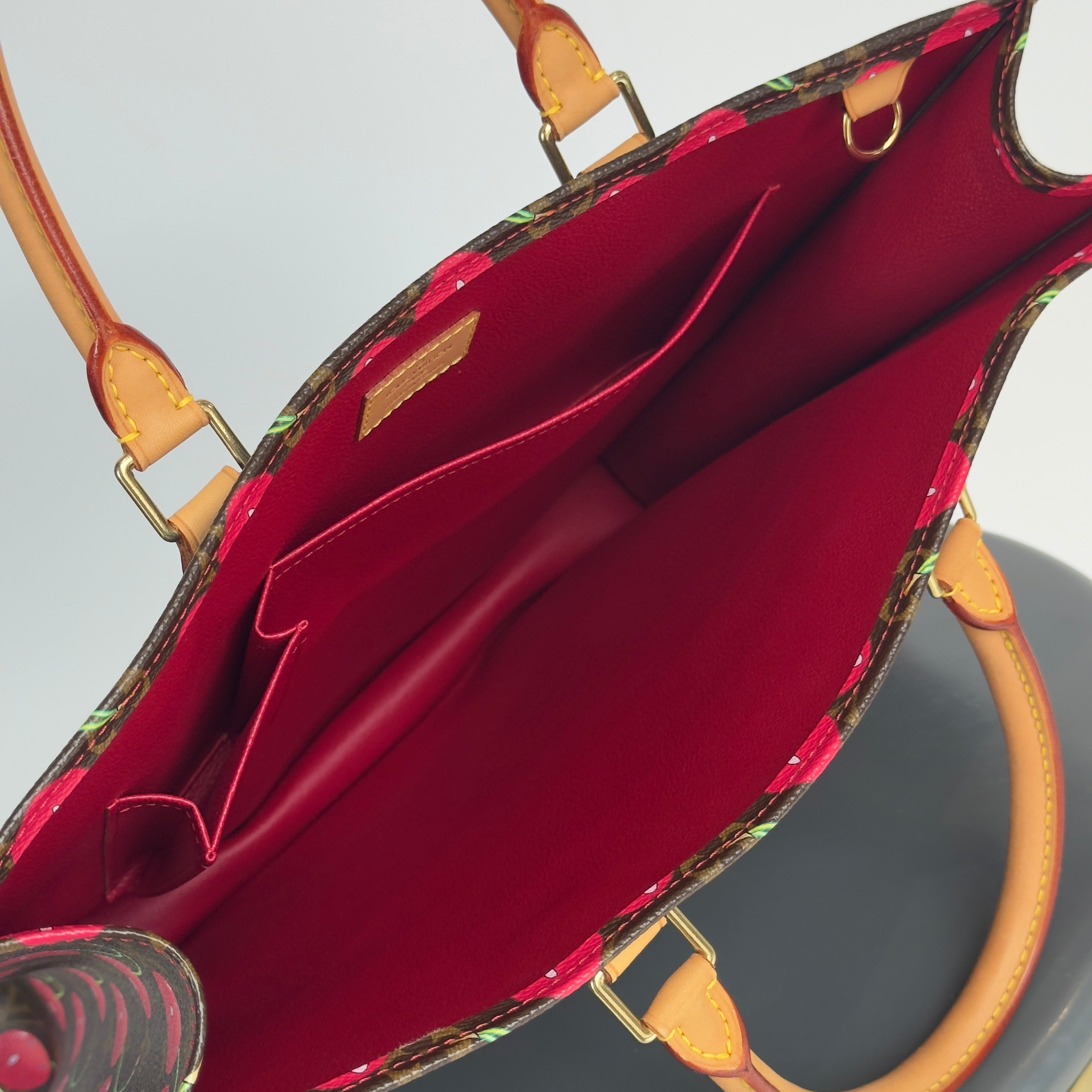 Louis Vuitton Cerises Monogram Sac Plat Takashi Murakami - Queen May