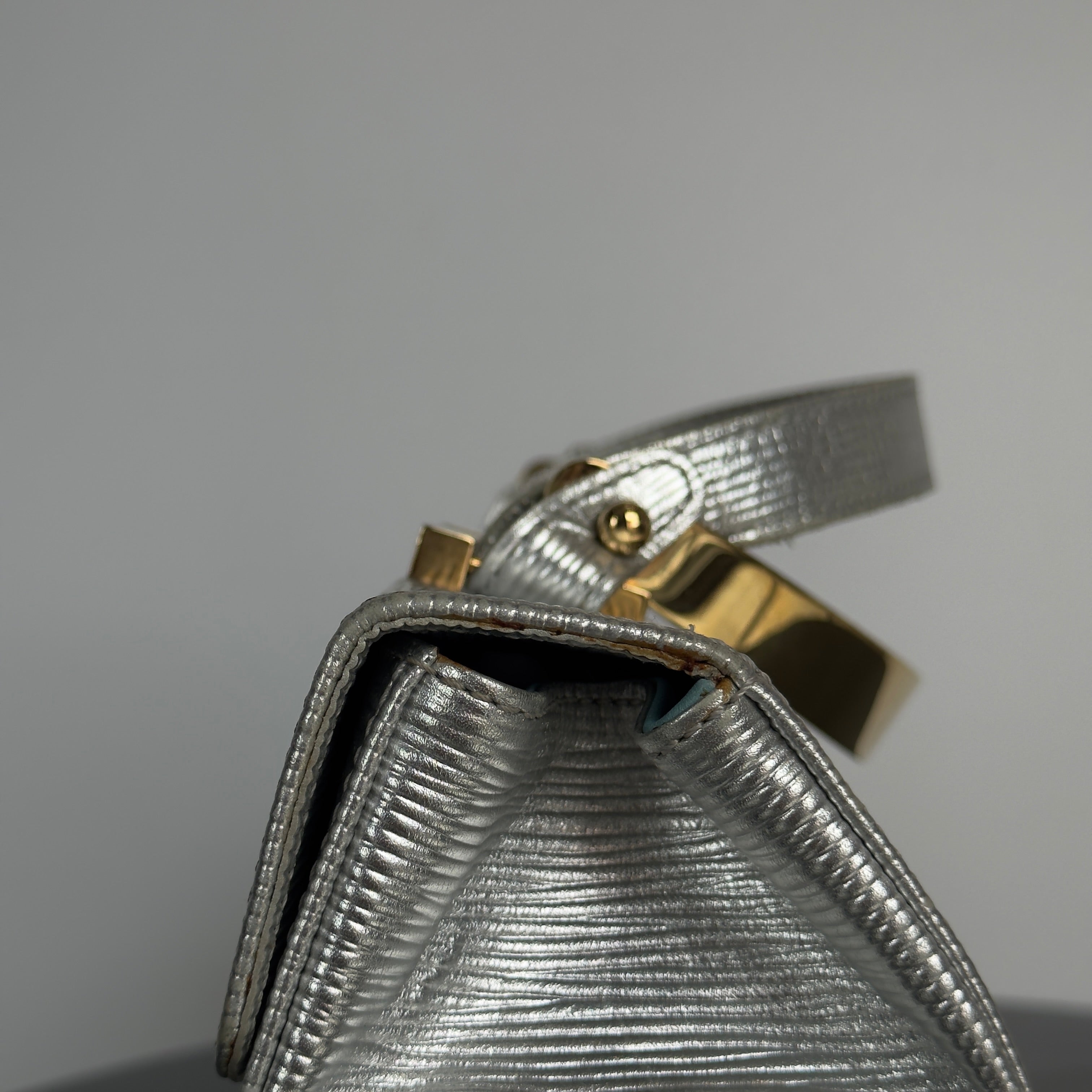 Rare Louis Vuitton Galaxia Handbag 2001 - Queen May