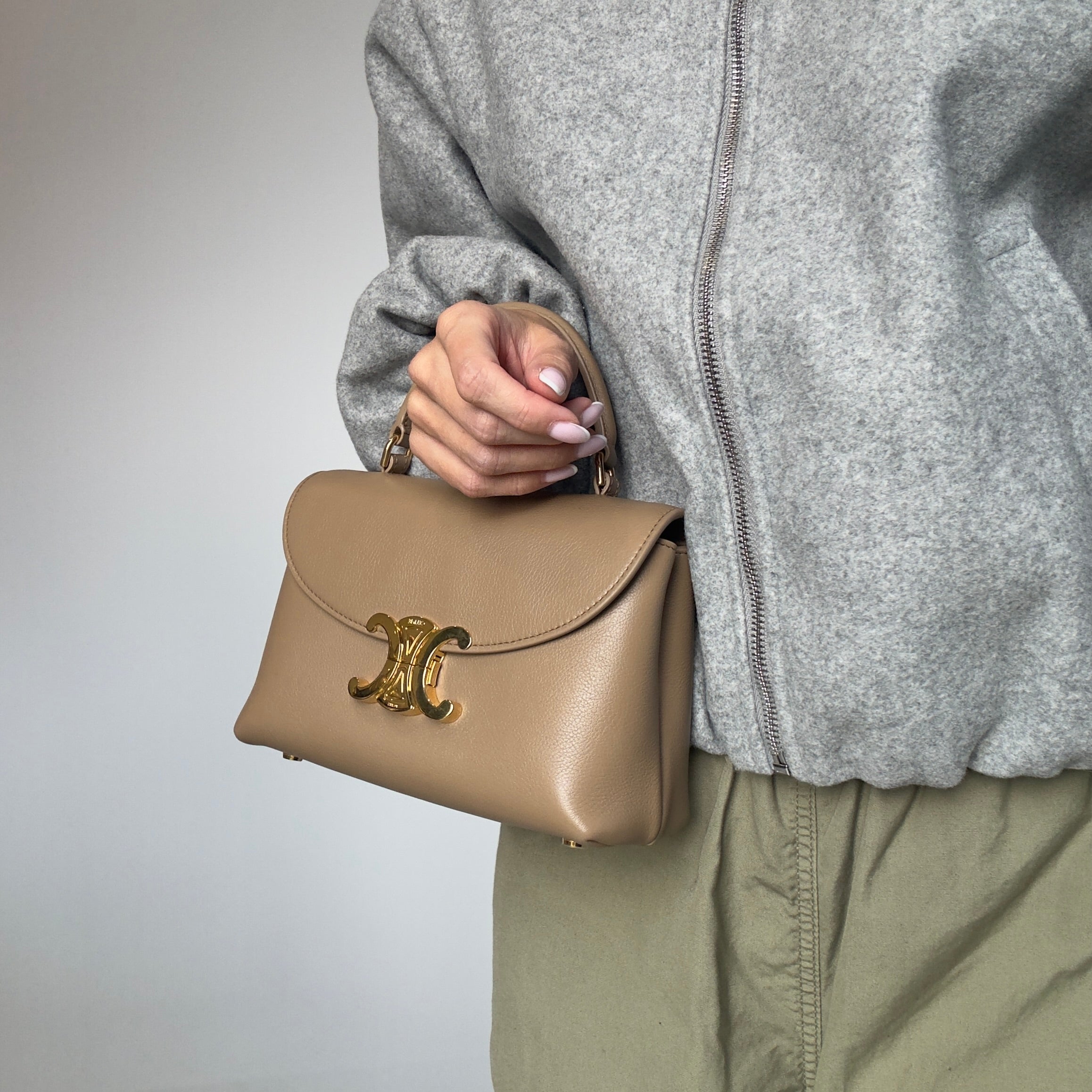 Celine Triomphe Nino Teen - Queen May