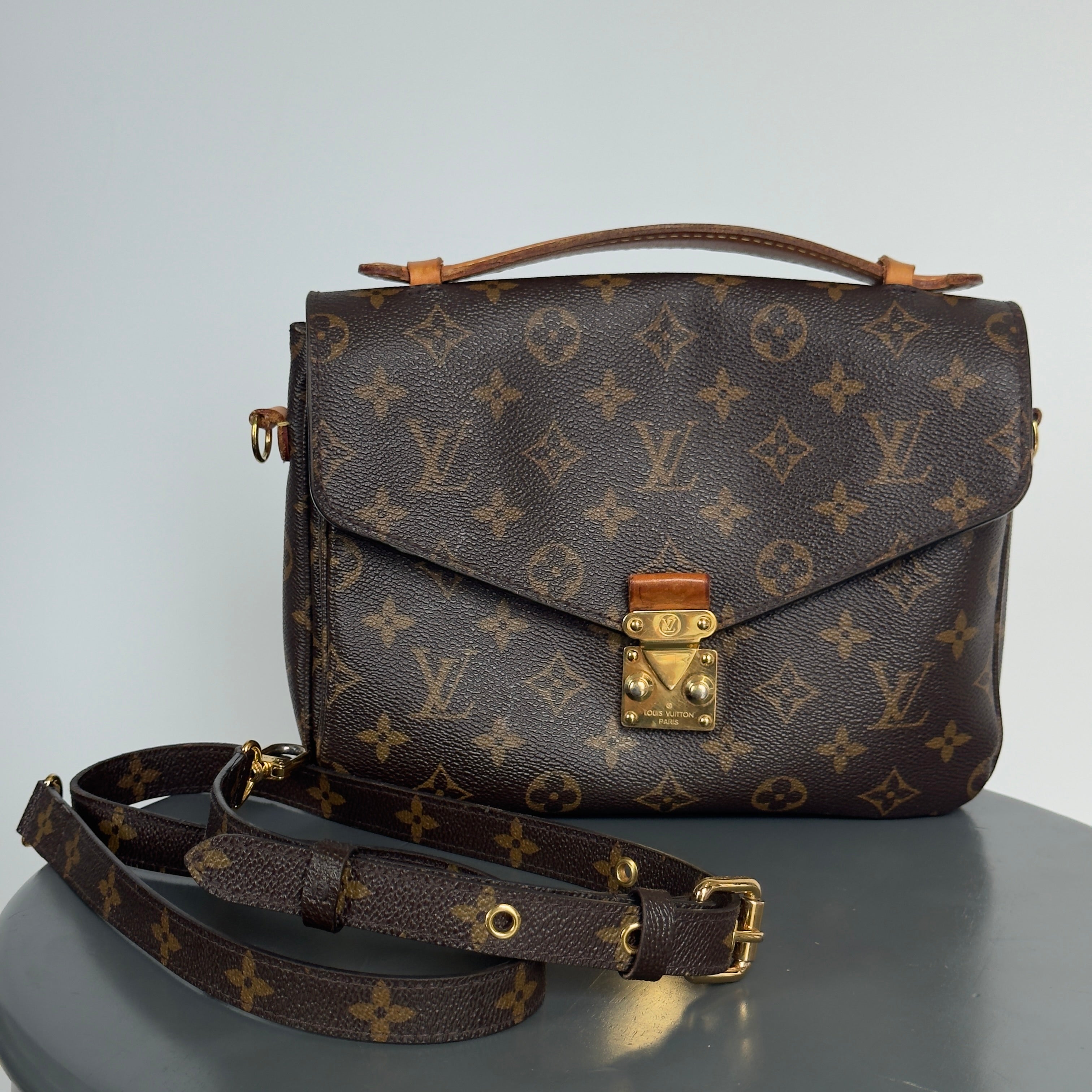 Louis Vuitton Metis Crossbody Bag - Queen May