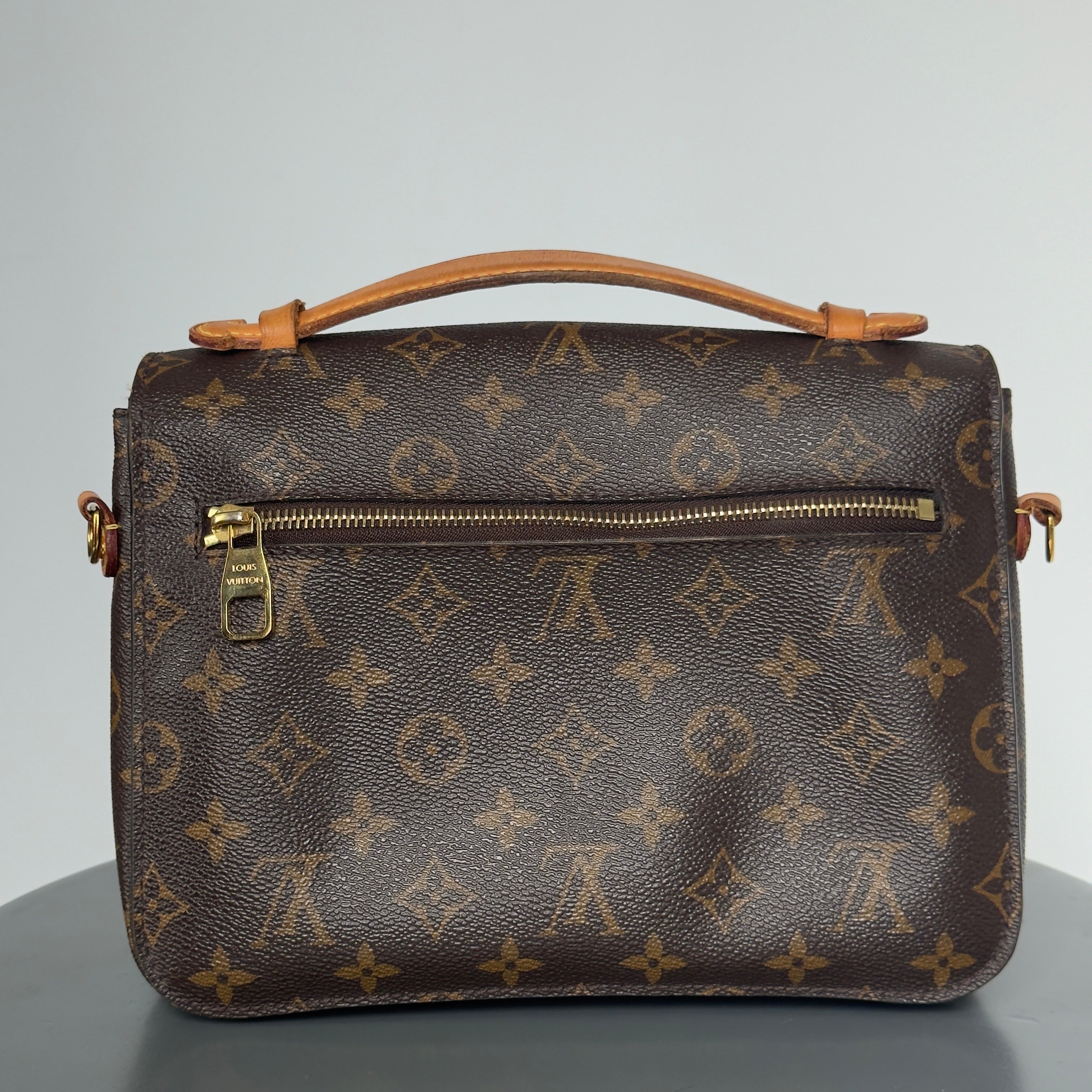 Louis Vuitton Metis Crossbody Bag - Queen May