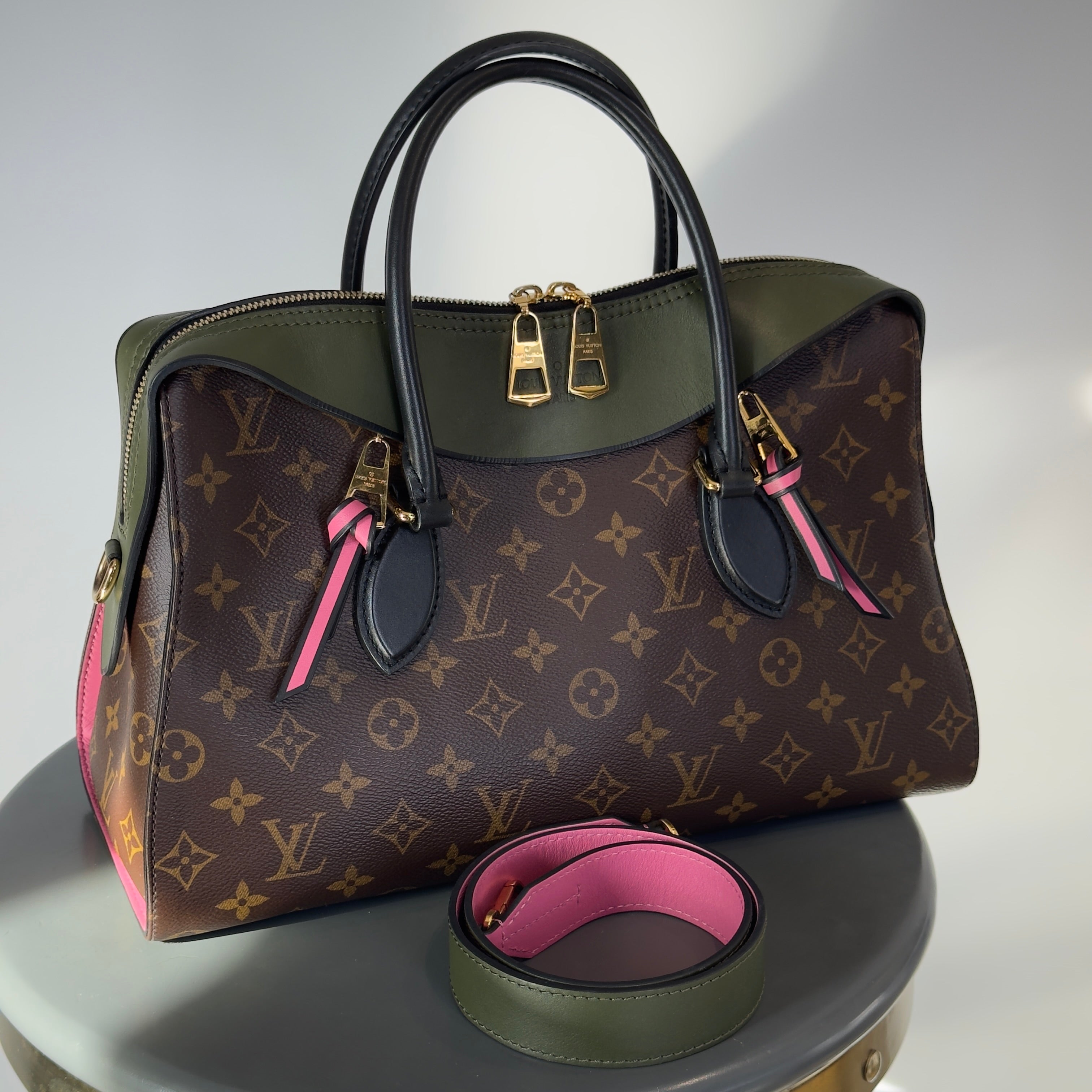 Louis Vuitton Monogram Tuileries - Queen May