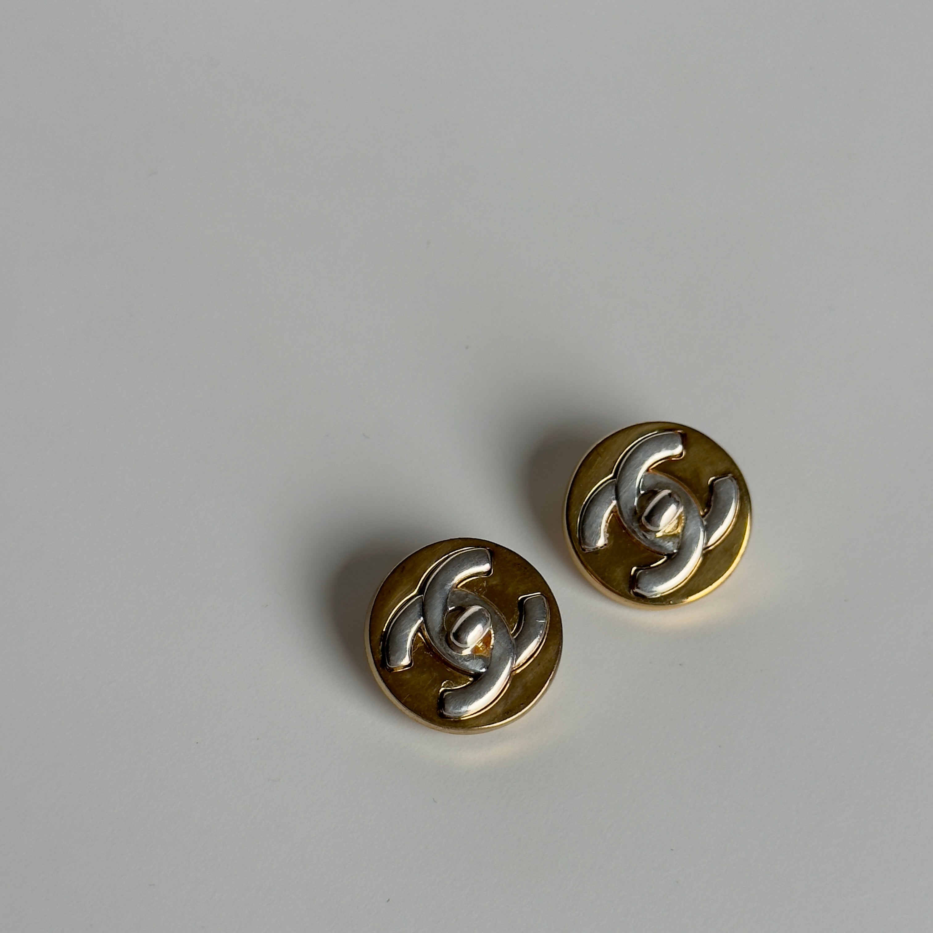 Vintage 1997 Chanel Turnlock Two Tone Clip On Earrings - Queen May