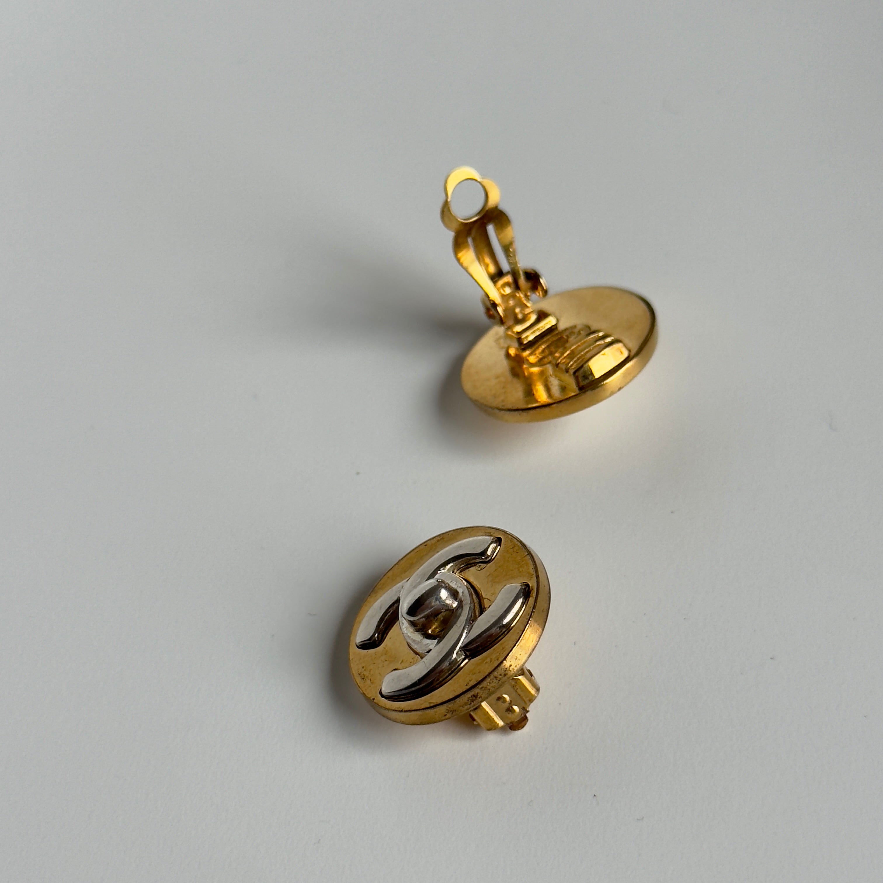 Vintage 1997 Chanel Turnlock Two Tone Clip On Earrings - Queen May