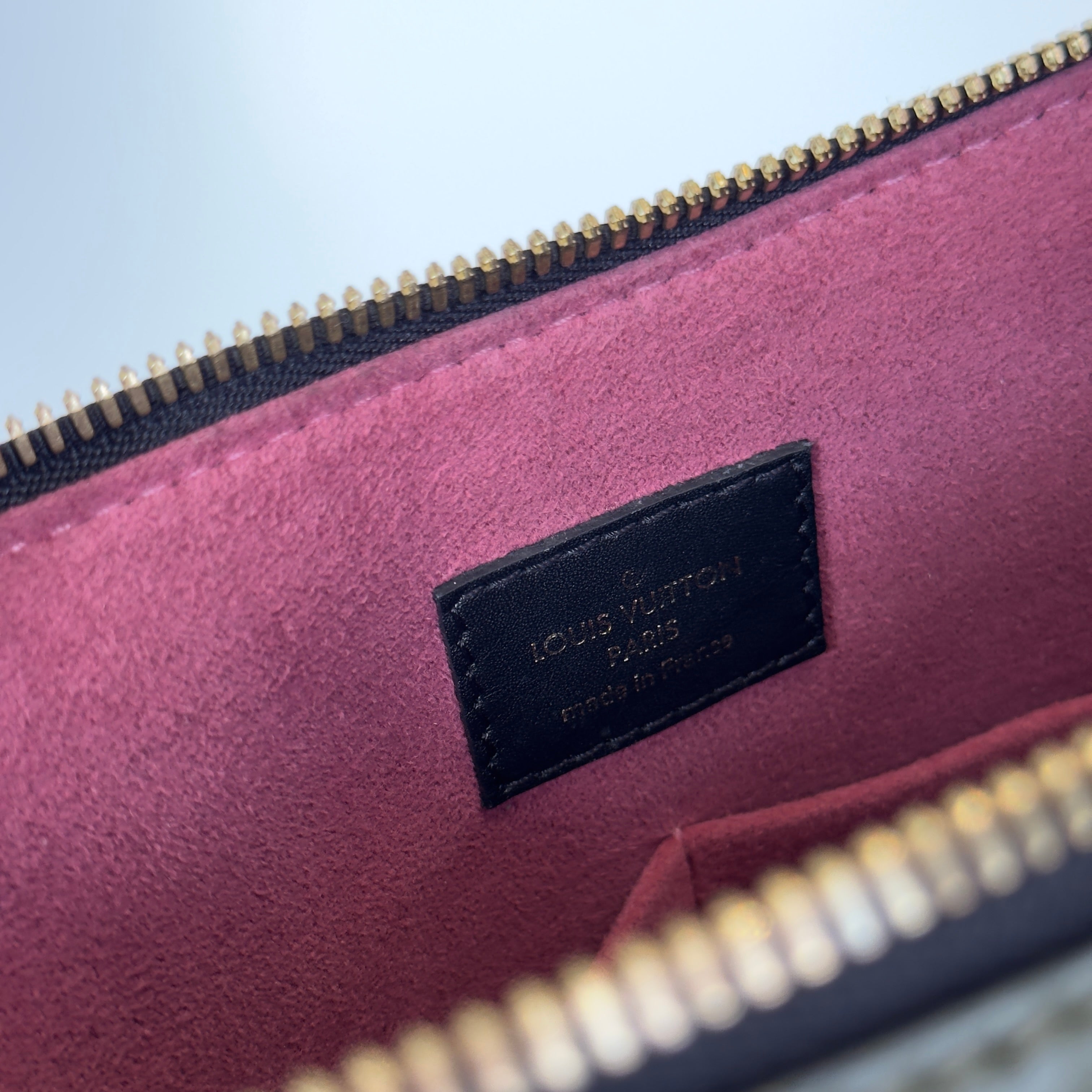 Louis Vuitton Monogram Tuileries - Queen May