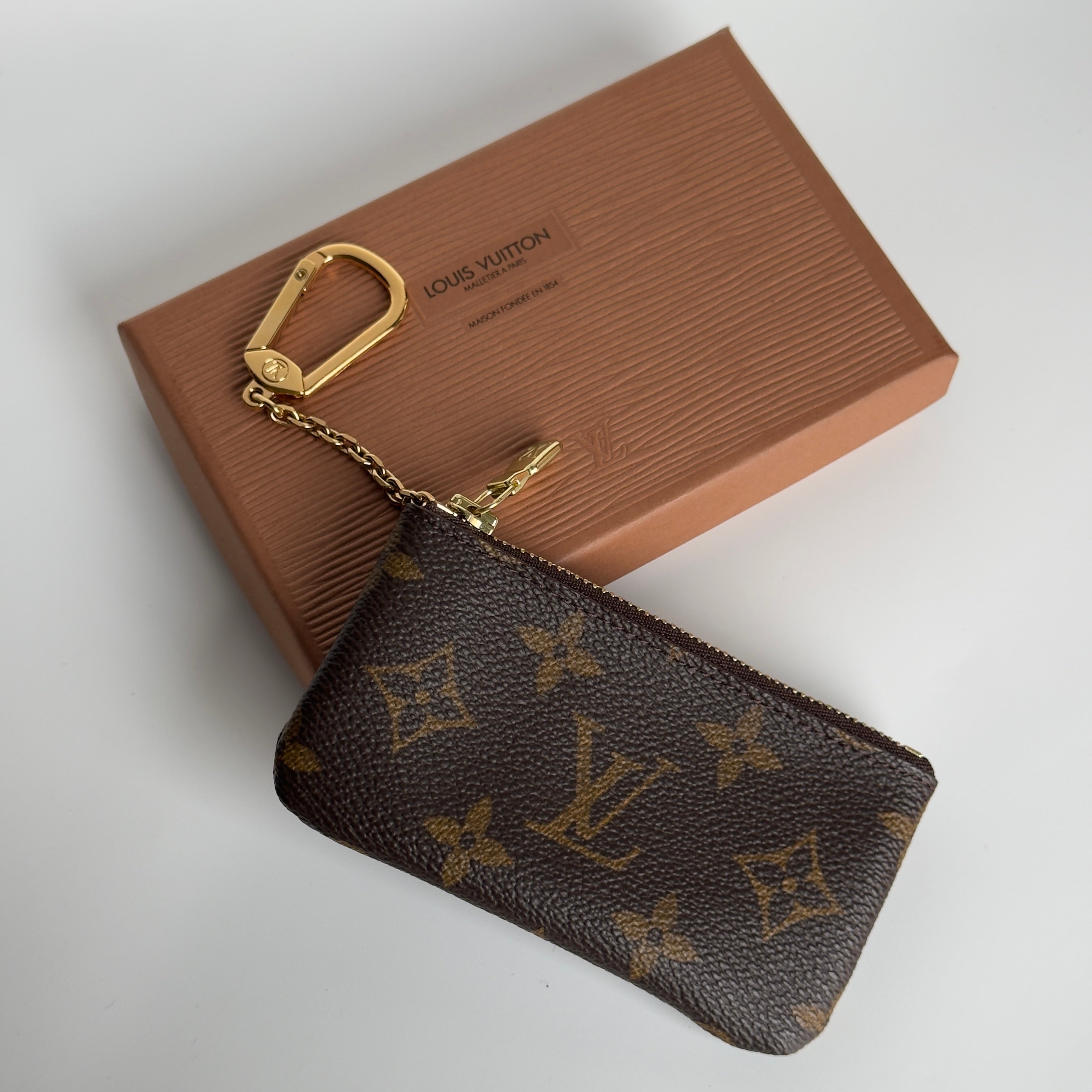 Louis Vuitton Monogram Key Pouch - Queen May