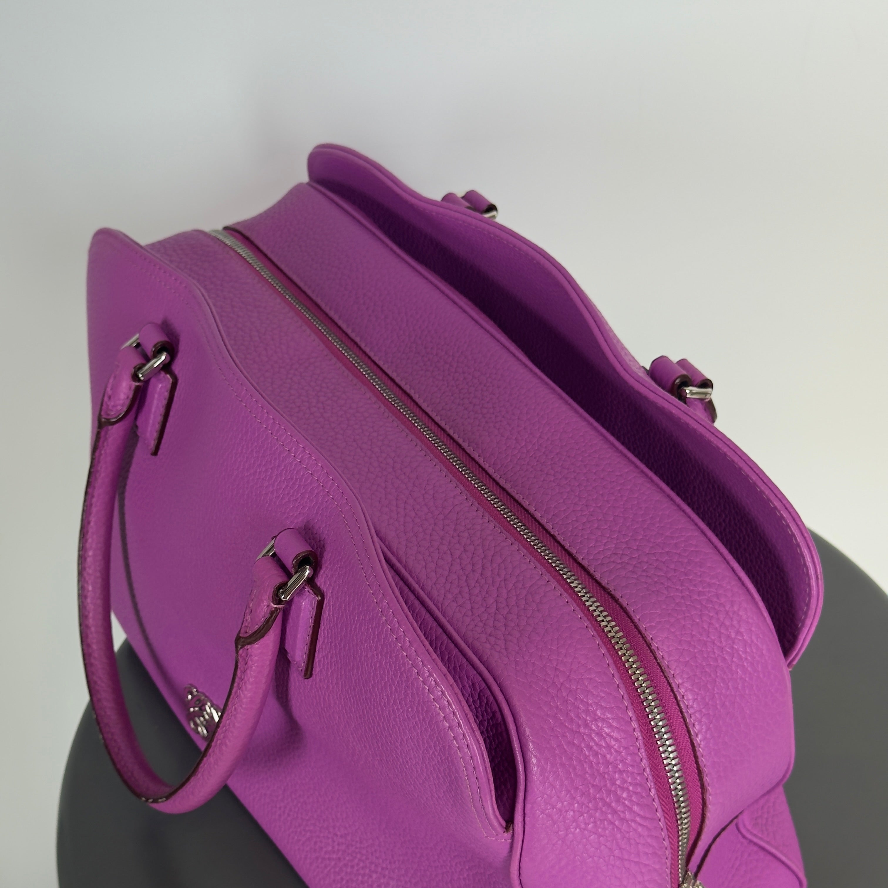 Loewe Fuchsia Amazona Bag - Queen May