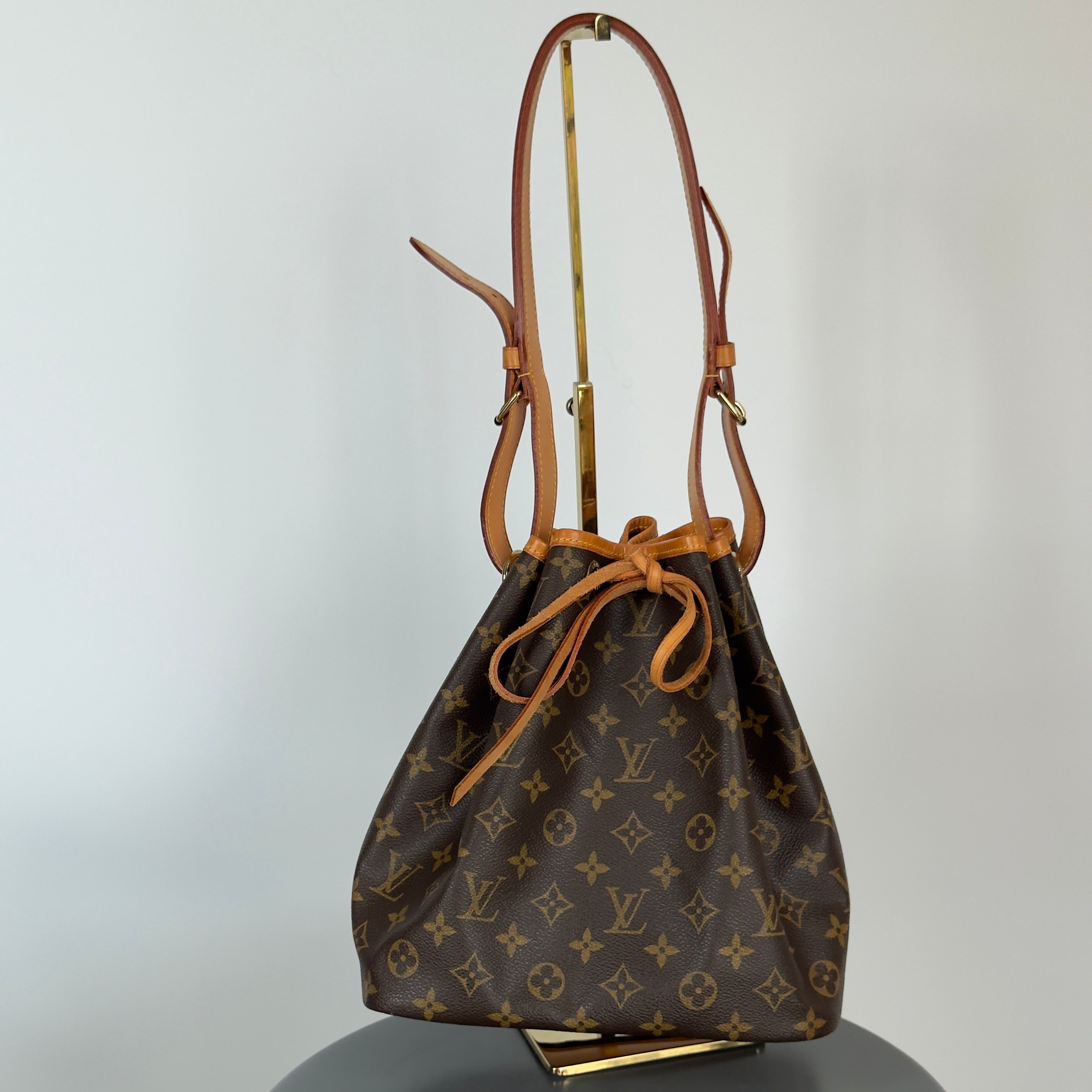 Louis Vuitton Monogram Noe Petit - Queen May