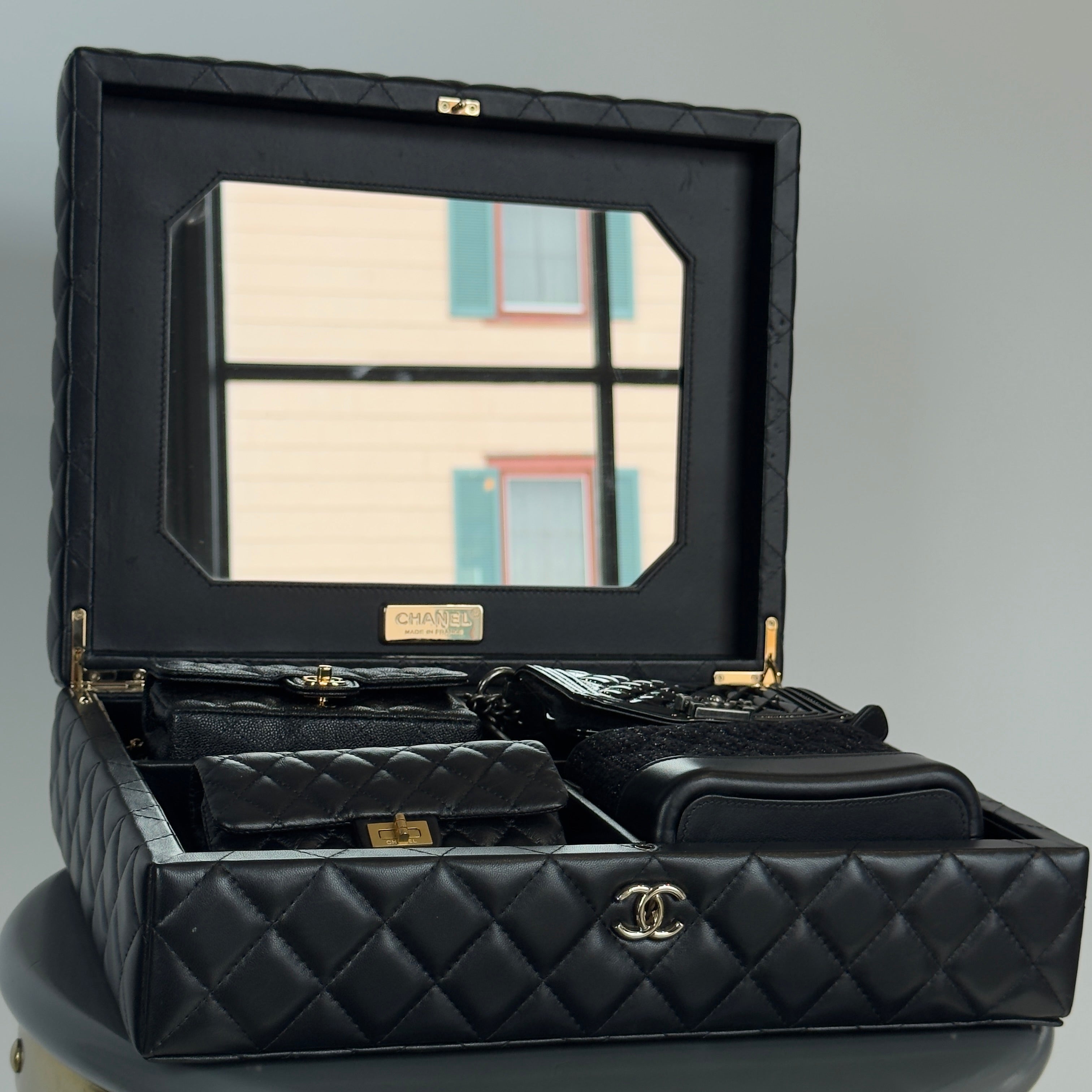 Chanel Success Story Collectors Set Paris 31 Rue Cambon Metiers D'Art 2020 - Queen May