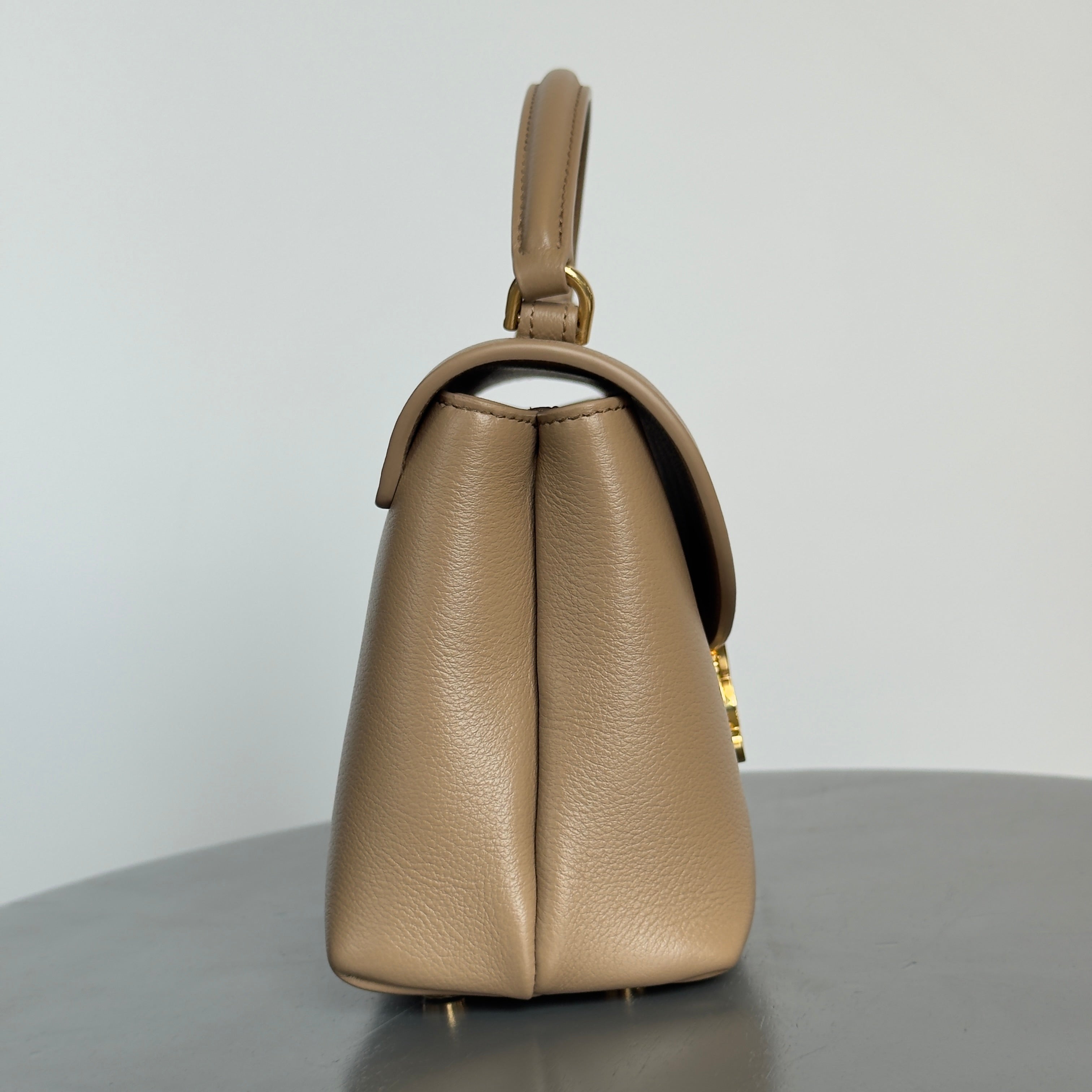 Celine Triomphe Nino Teen - Queen May