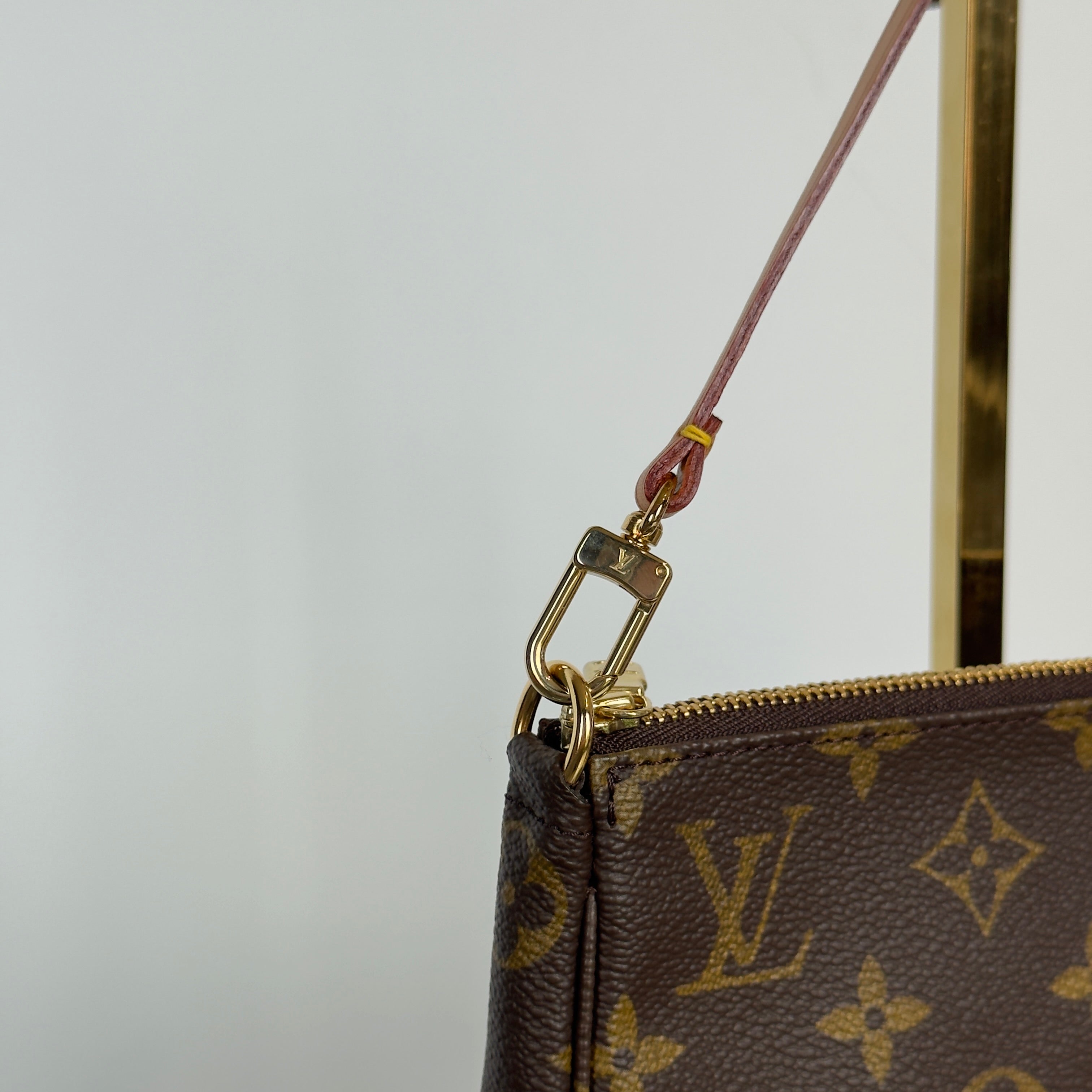 Louis Vuitton Monogram Pochette - Queen May