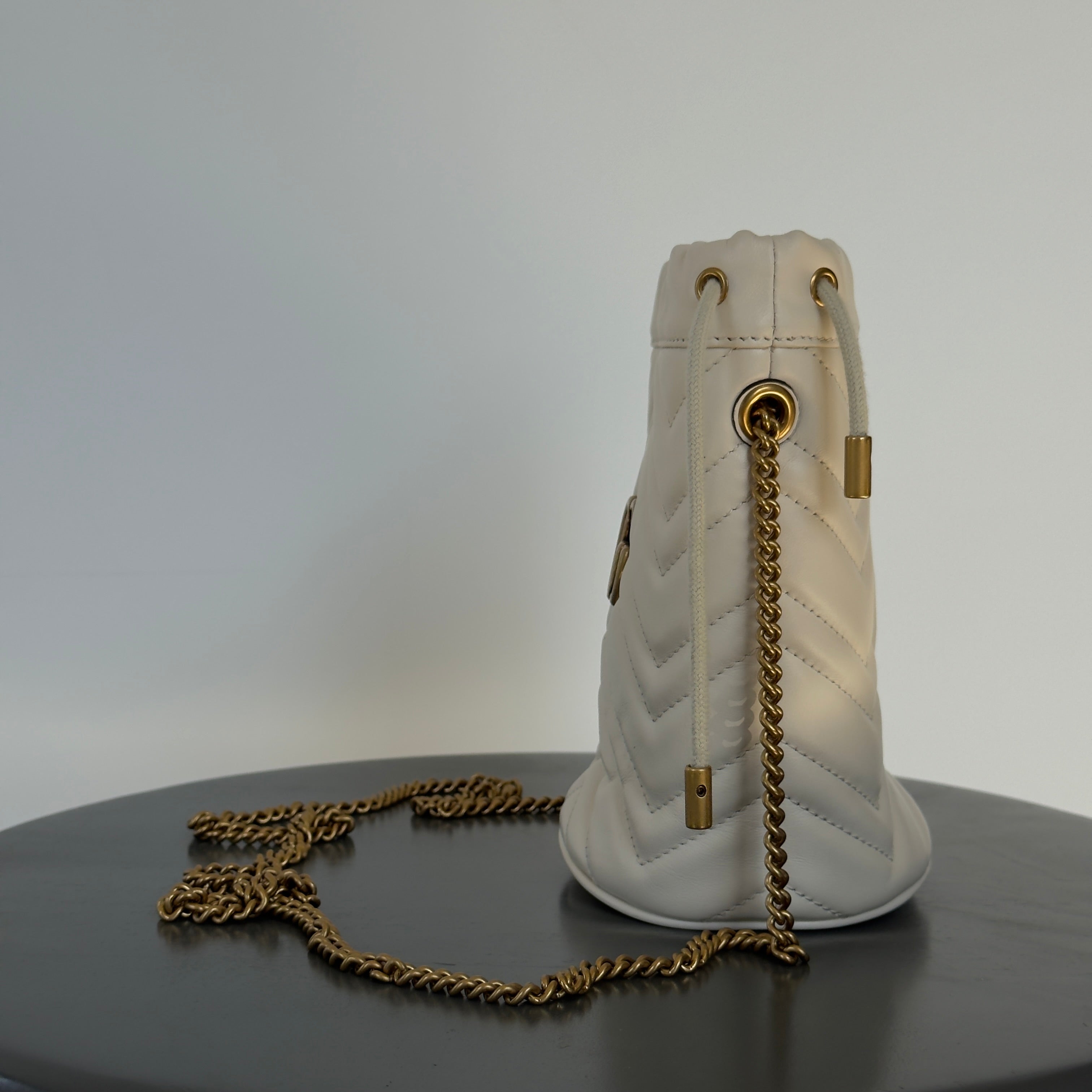 Gucci Mini Bucket Marmont - Queen May