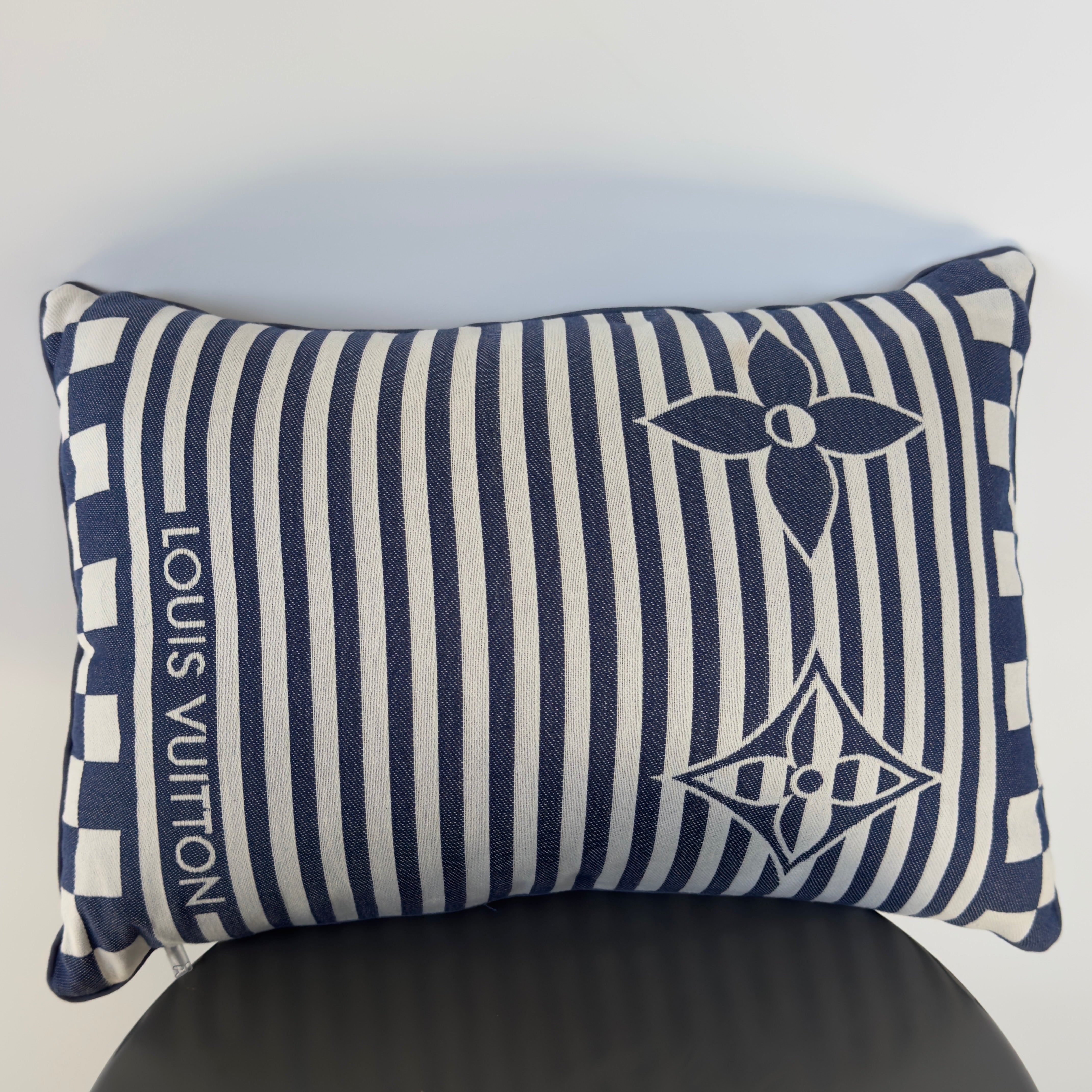 Louis Vuitton Beach Cushion - Queen May