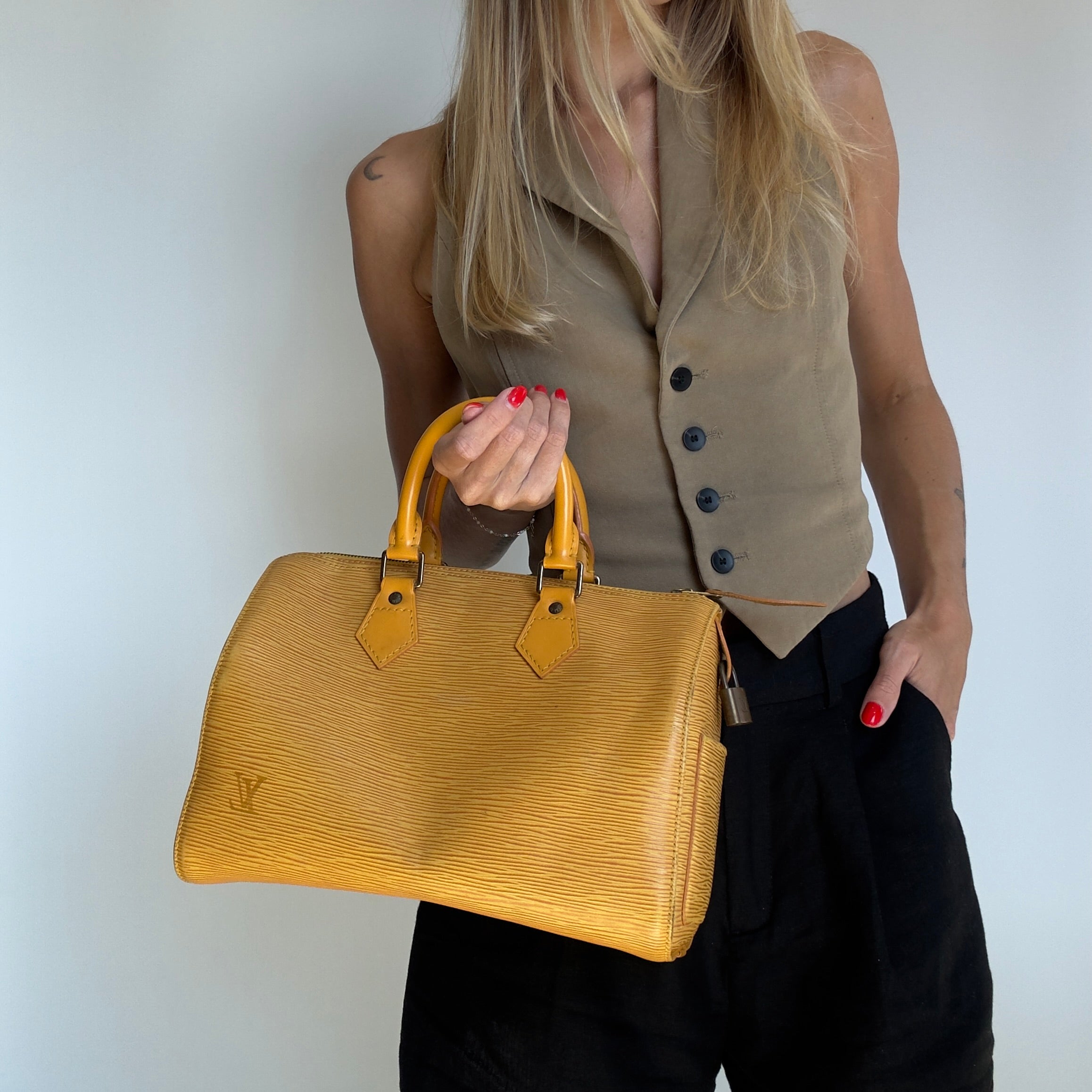 Louis Vuitton Epi Leather Speedy 25 Yellow - Queen May