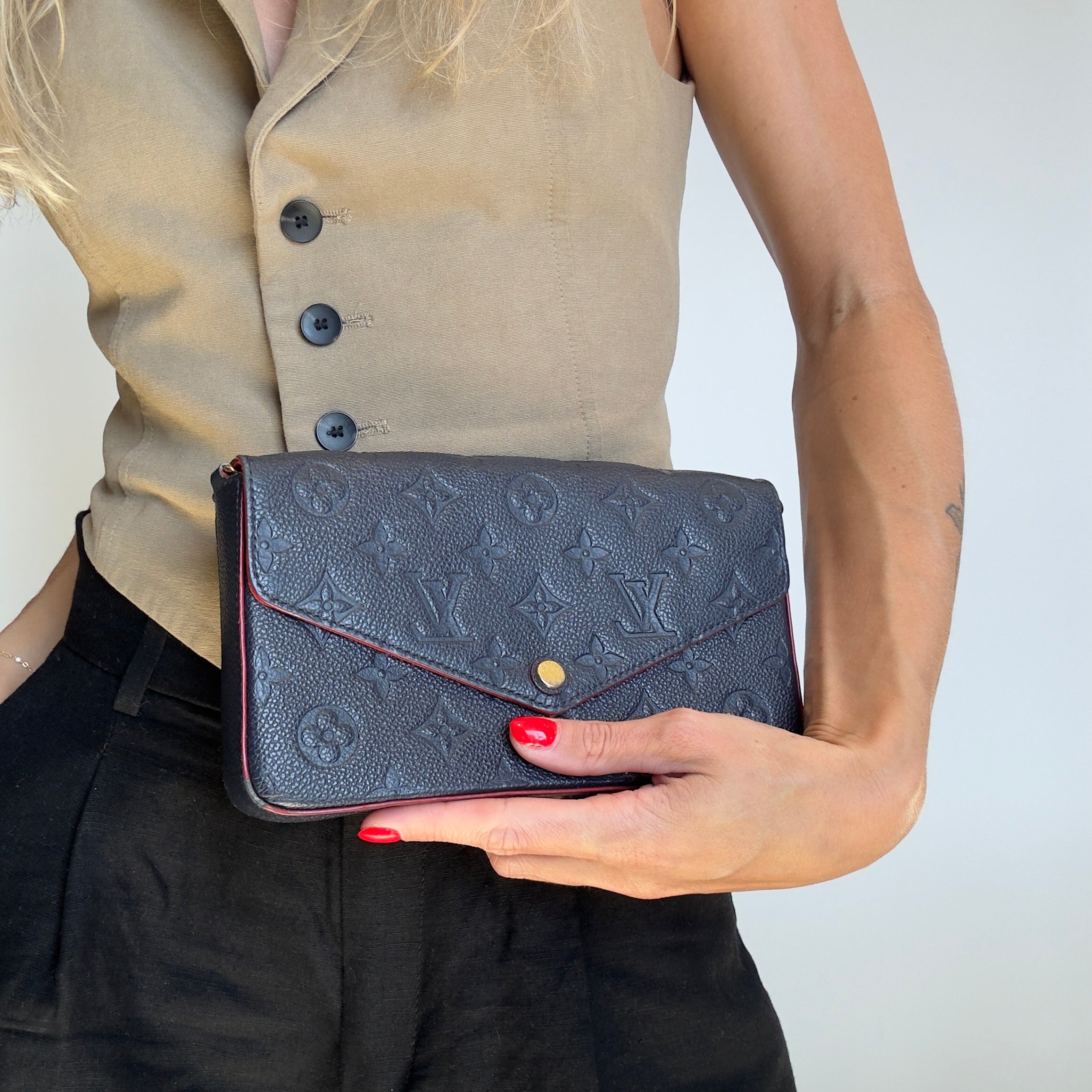 Louis Vuitton Pochette Felicie - Queen May