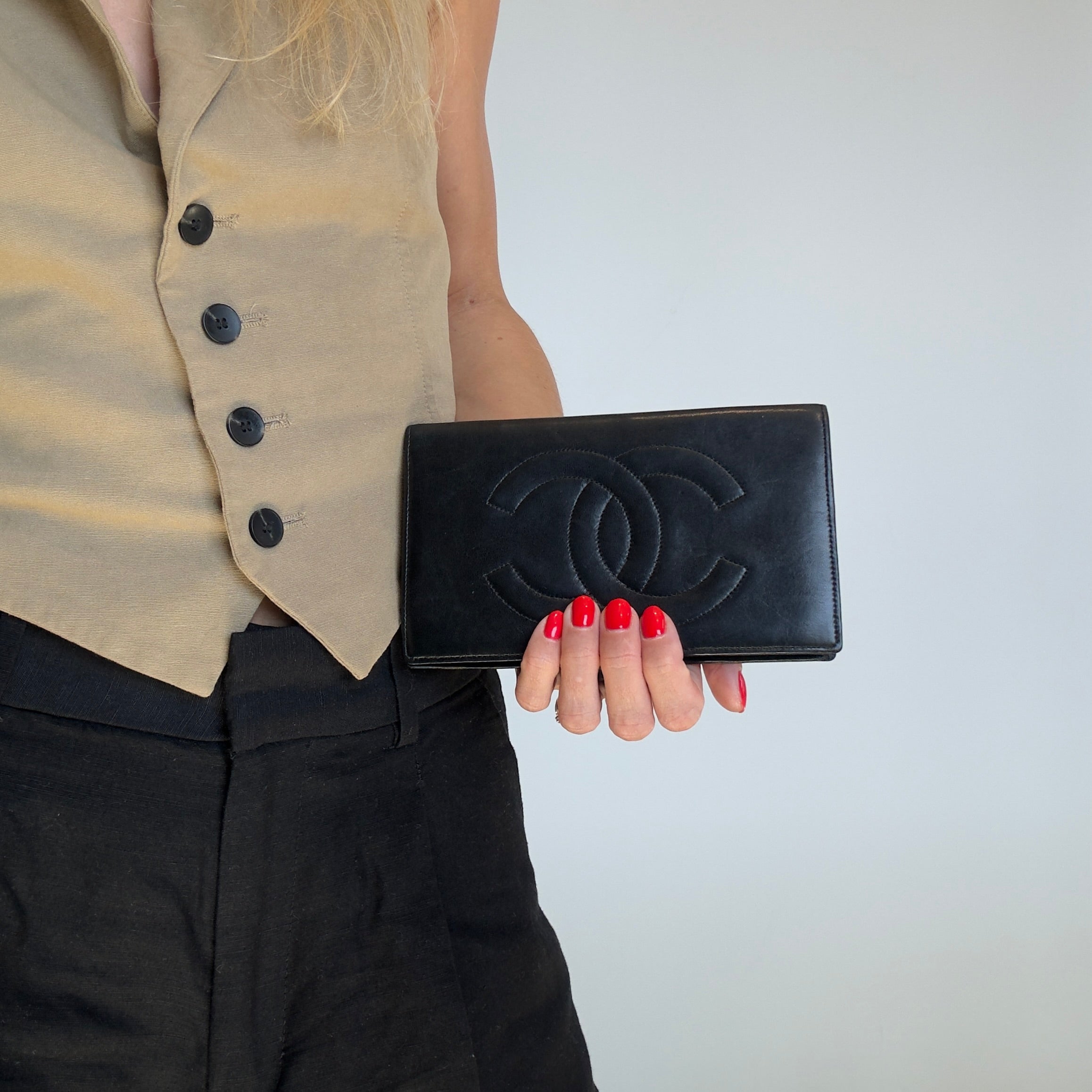 Vintage Chanel Lambskin Wallet - Queen May