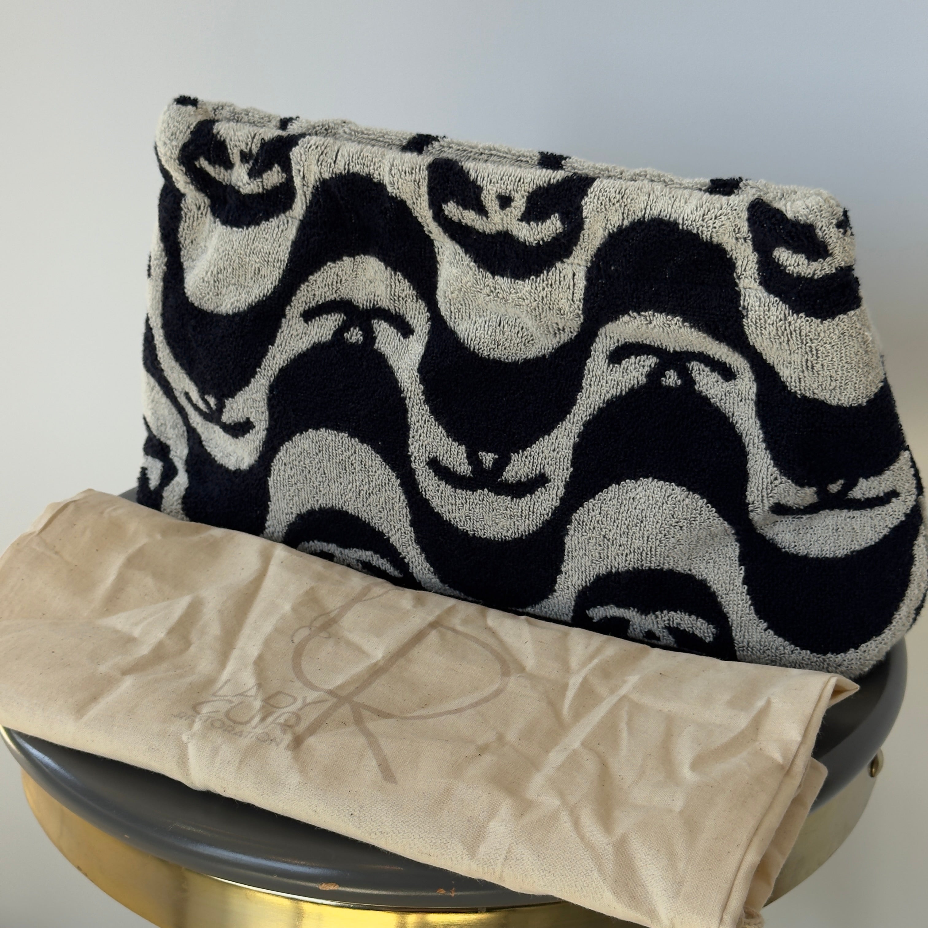 Lady Cuir x Queen May The CC Wave Clutch Blue and Navy - Queen May