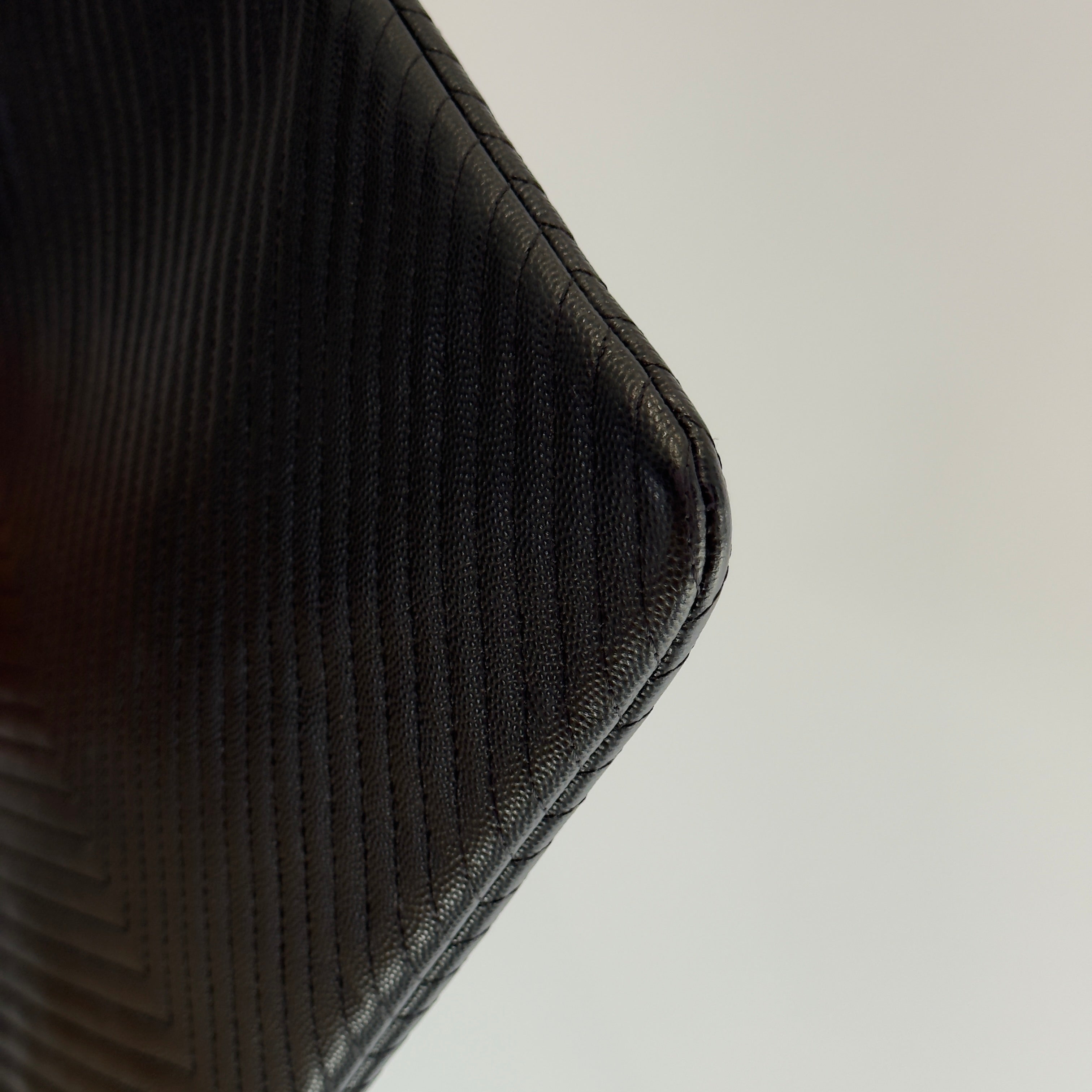 Chanel Caviar O-Case Chevron - Queen May