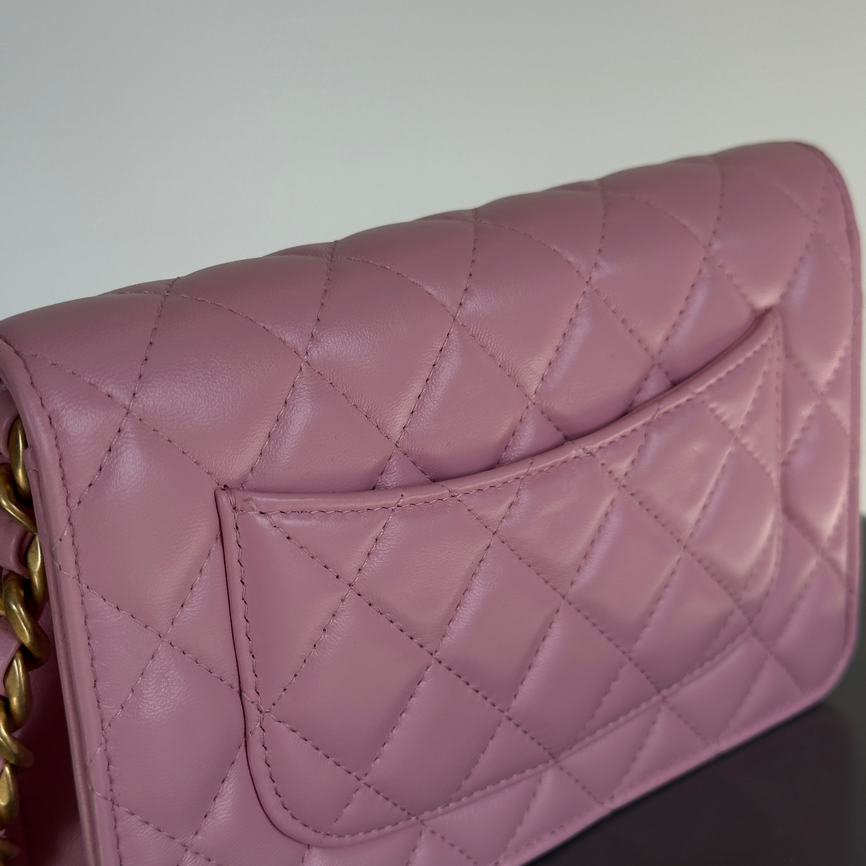 Chanel Candy Wallet on Chain - Queen May