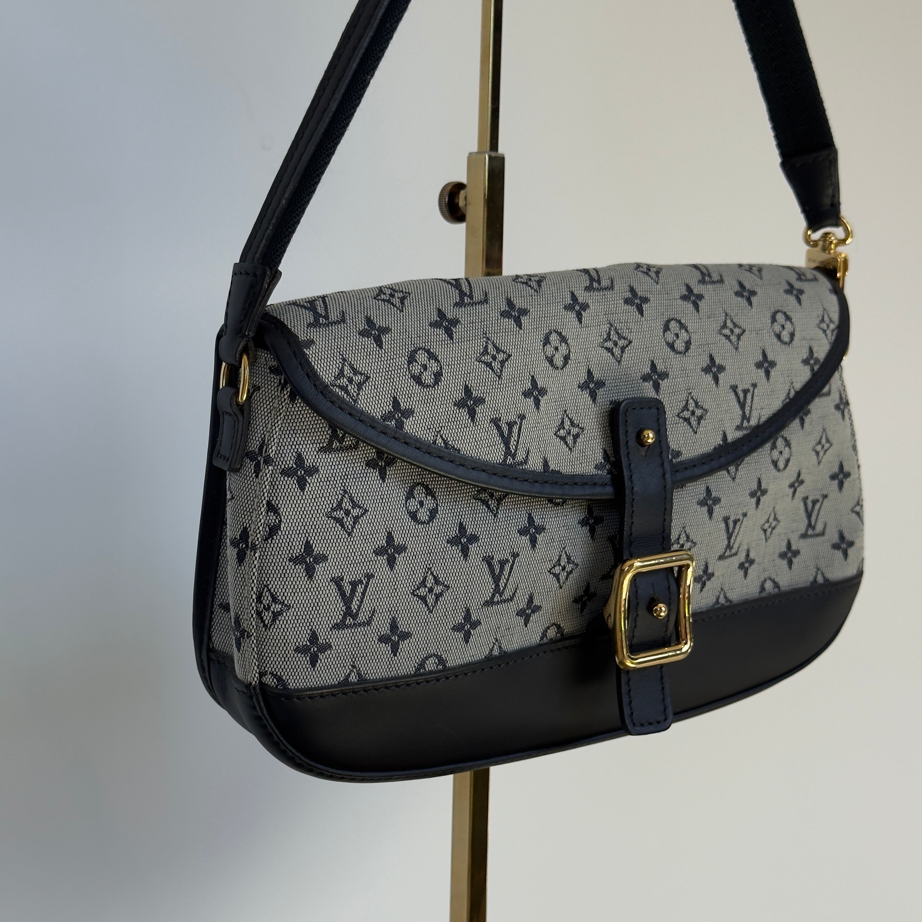 Louis Vuitton Monogram Mini Lin Marjorie - Queen May