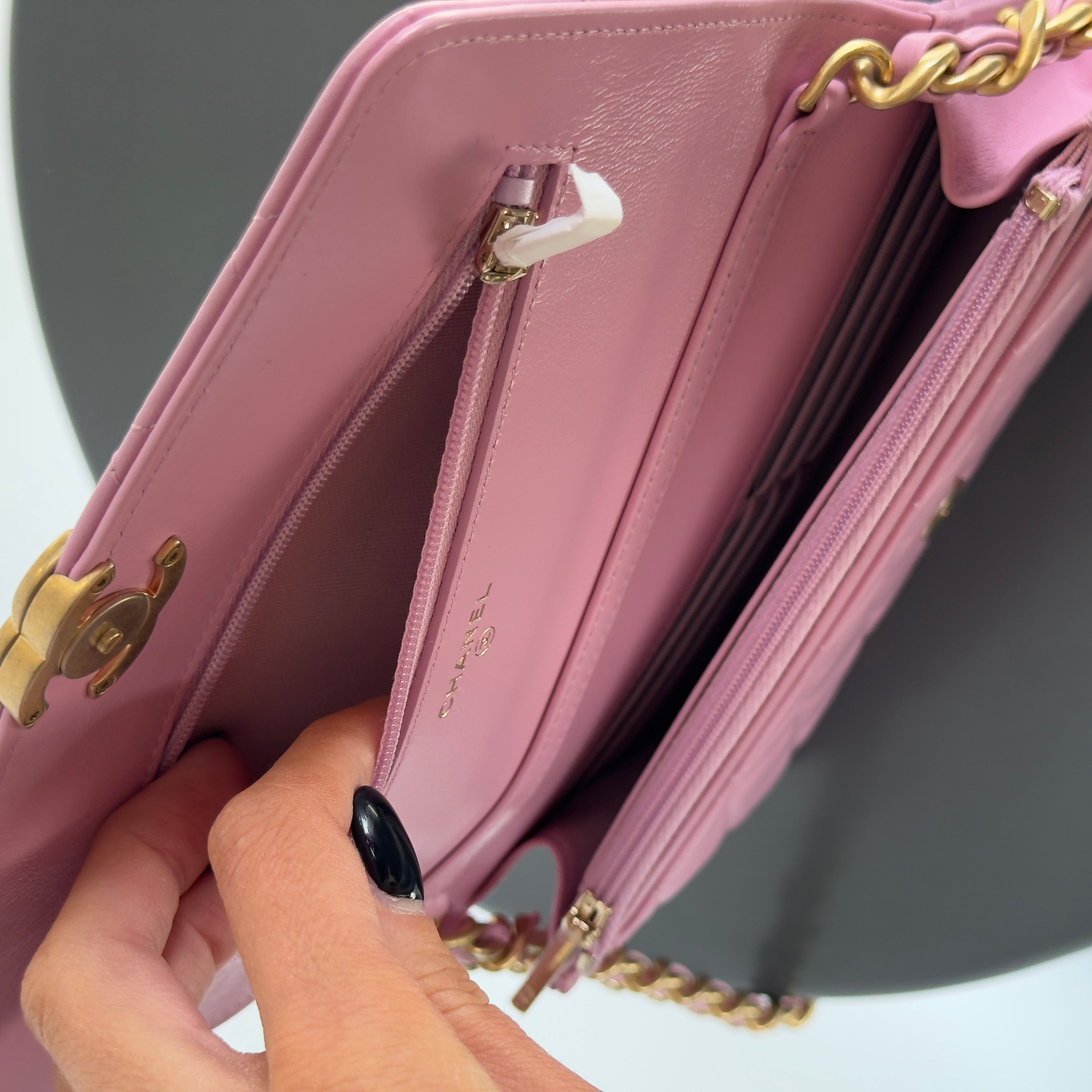 Chanel Candy Wallet on Chain - Queen May