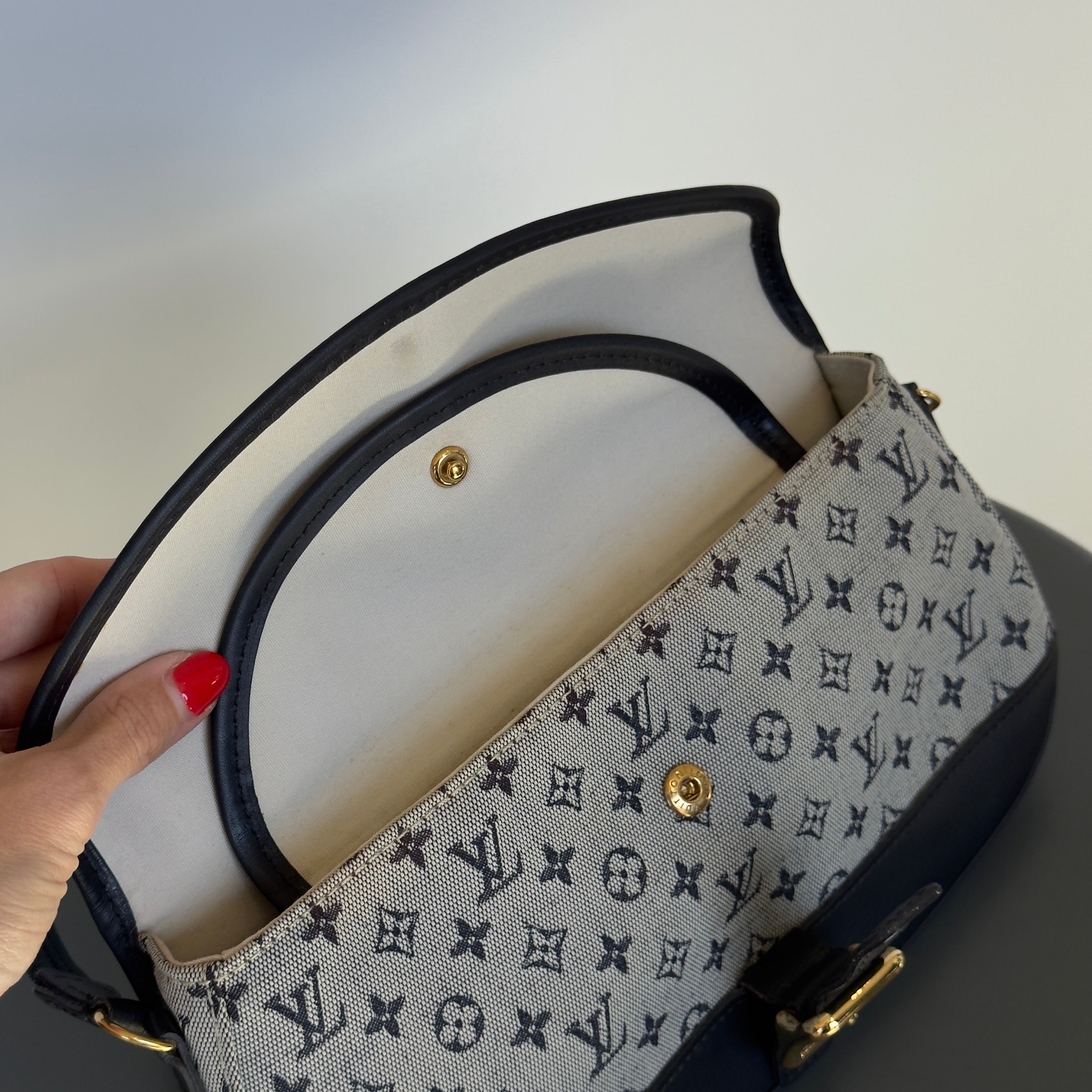 Louis Vuitton Monogram Mini Lin Marjorie - Queen May
