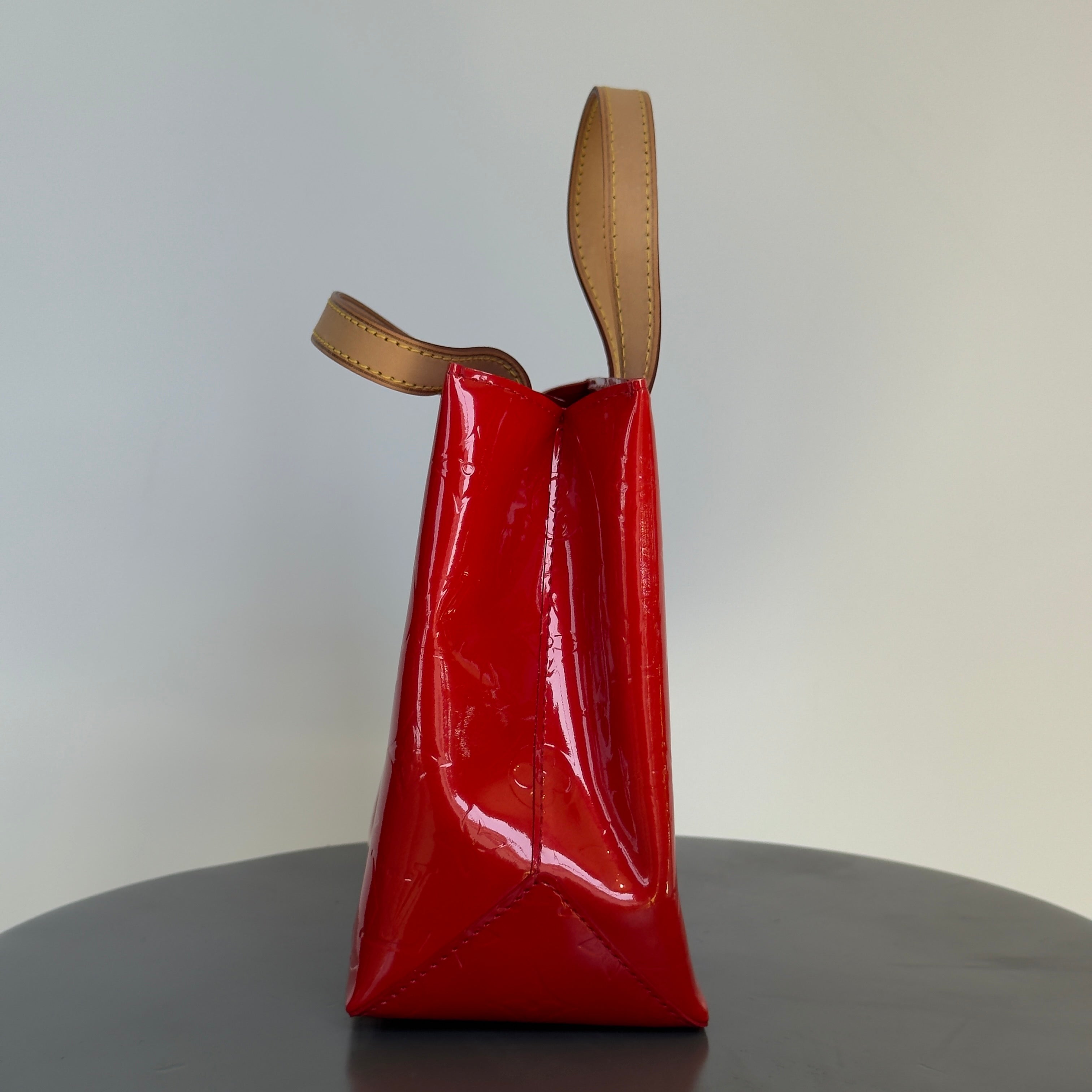 Louis Vuitton Monogram Vernis Reade Red - Queen May