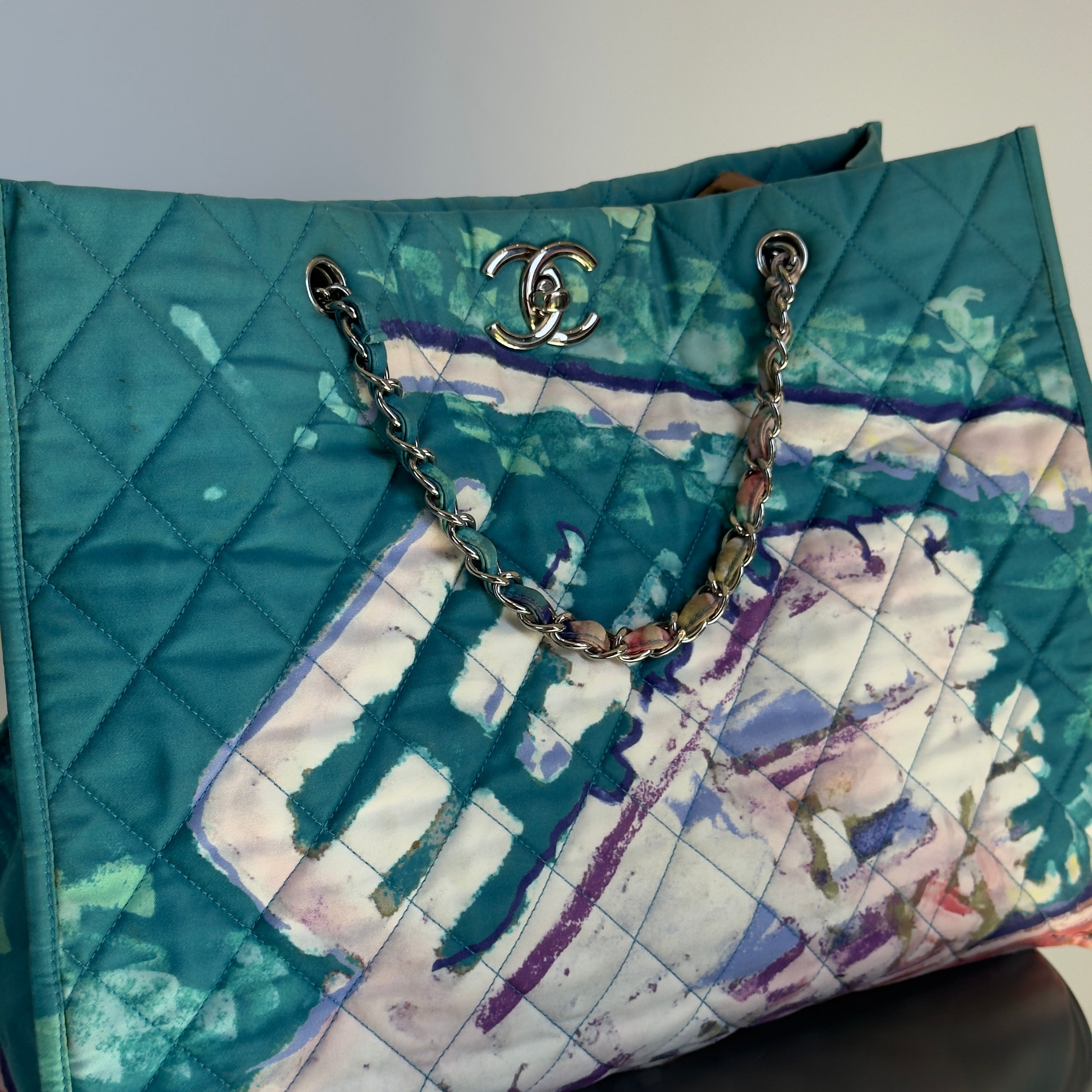 Chanel Watercolor Graffiti Beach Tote 2011 - Queen May